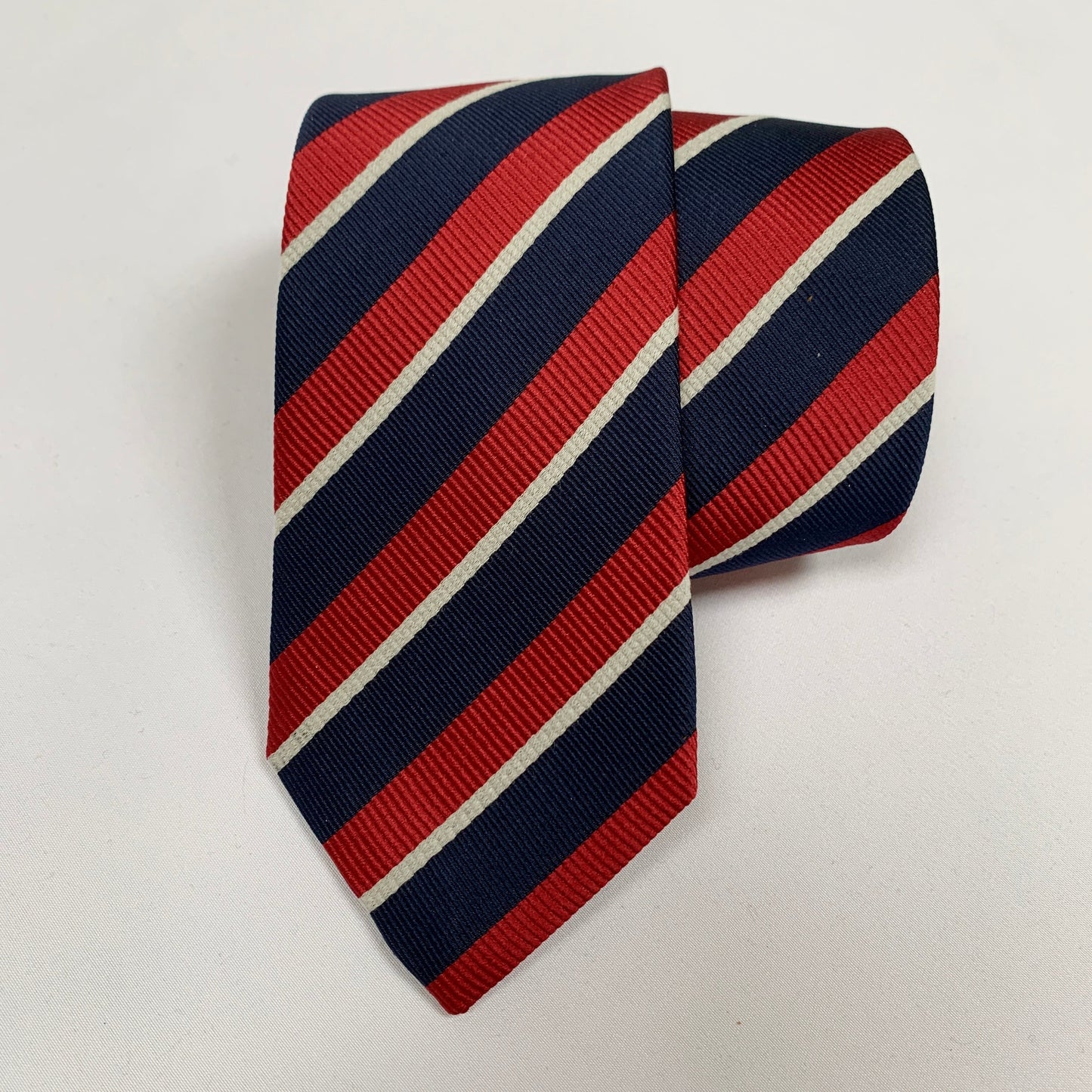 Gucci Striped Pimentone Neck Tie in Midnight Blue and Red