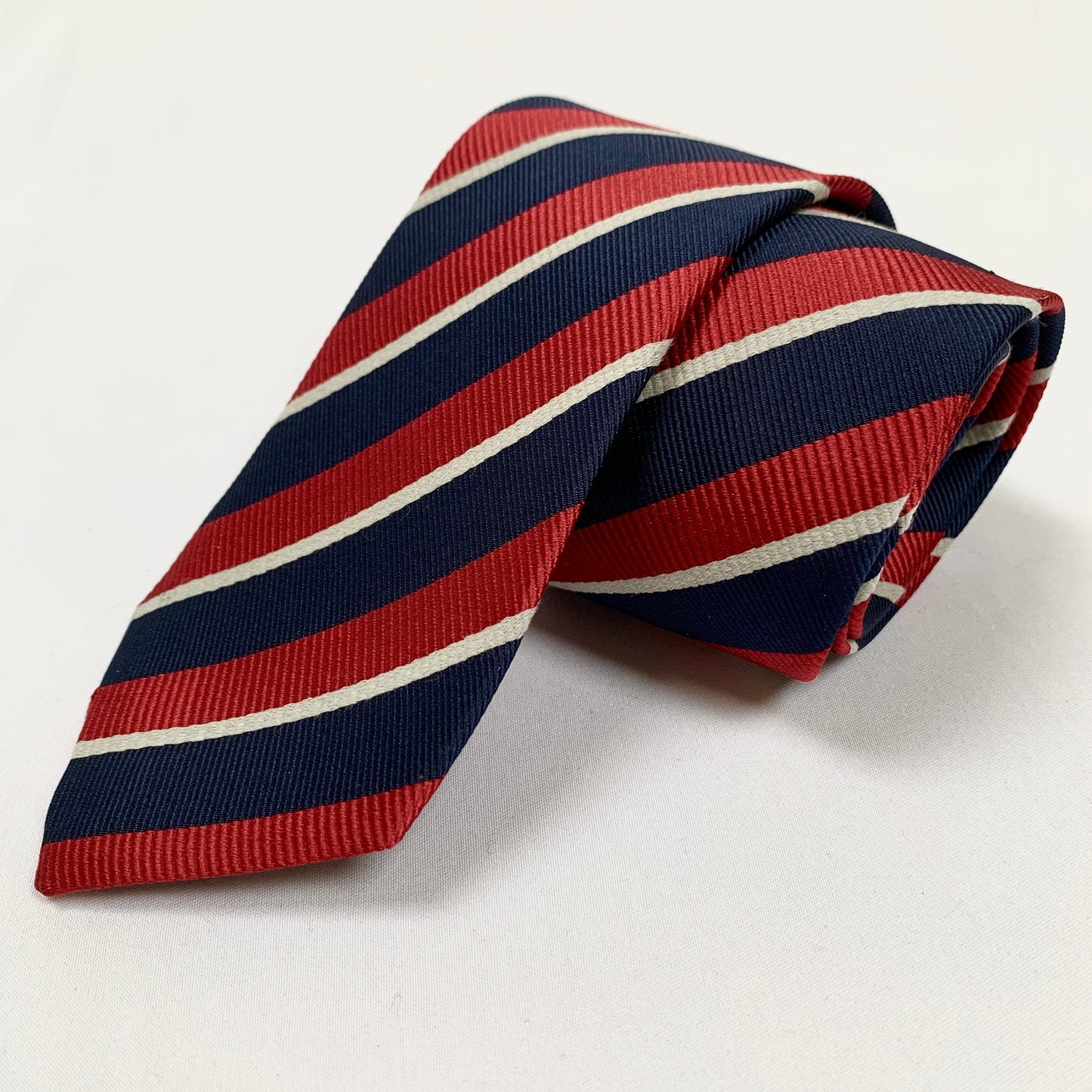 Gucci Striped Pimentone Neck Tie in Midnight Blue and Red