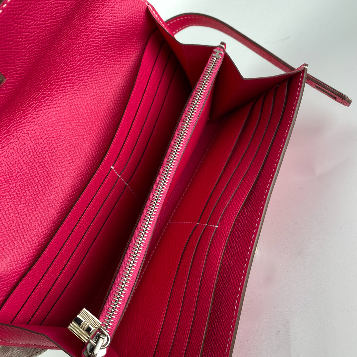 Hermes Portefeuille Kelly Classique Epsom Rose tyrien- O Stamp