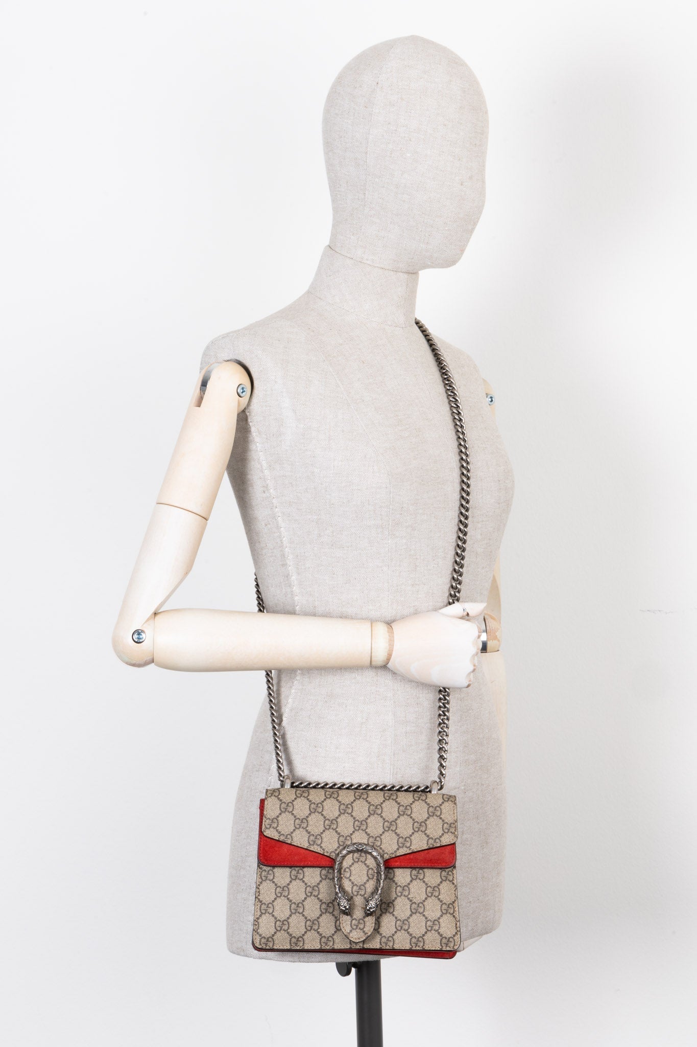 GUCCI Mini Dionysus Bag GG Supreme Red