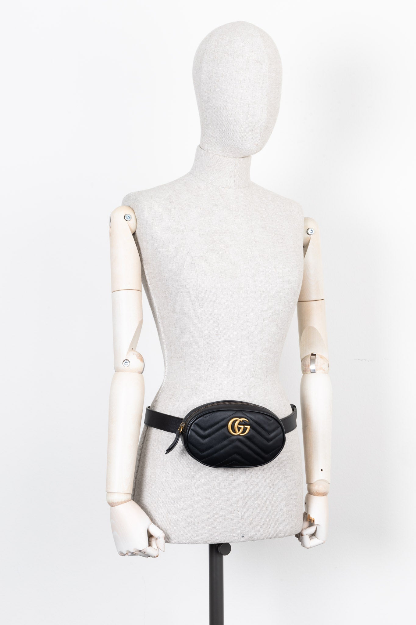GUCCI Marmont Belt Bag