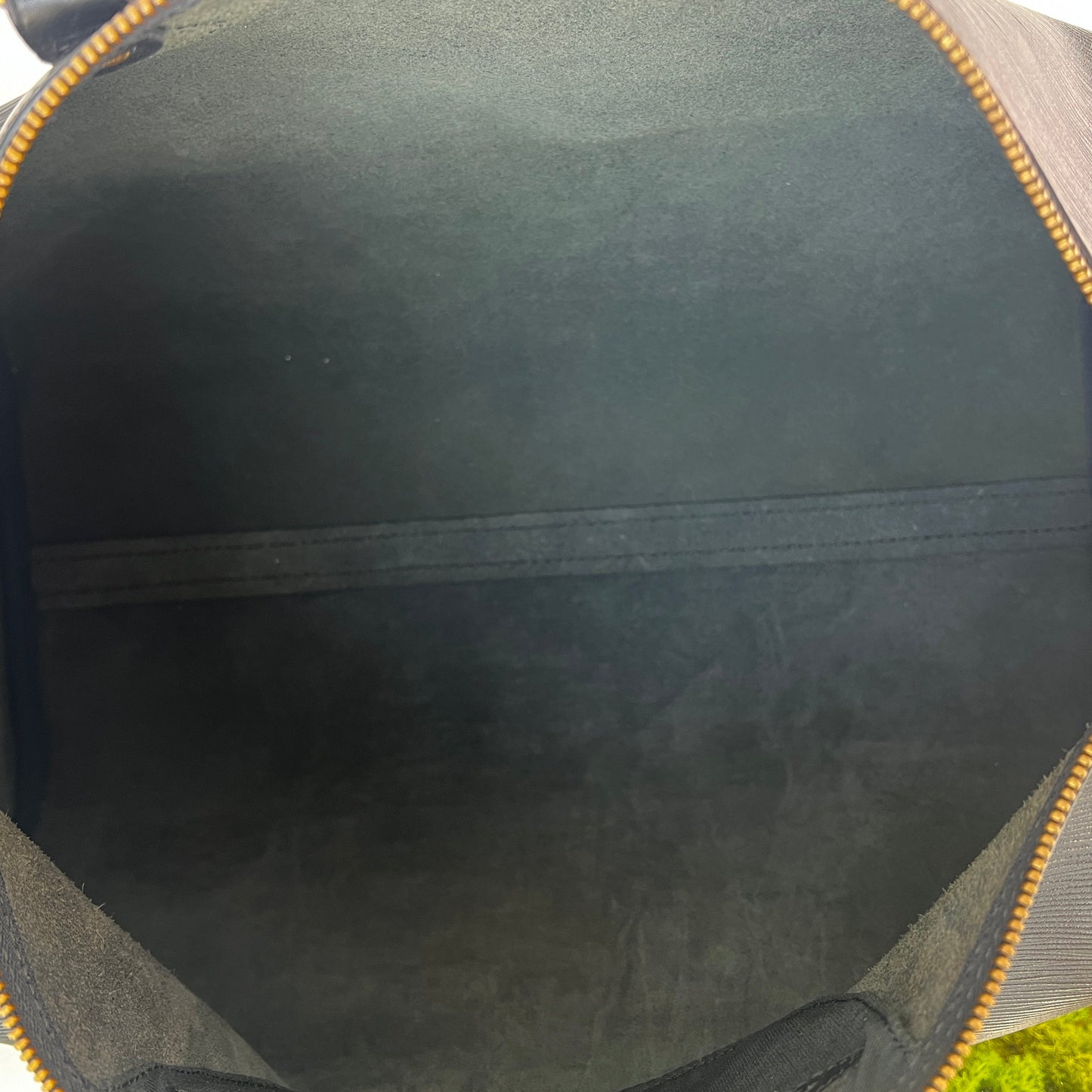 LOUIS VUITTON Black Epi Leather Speedy 40