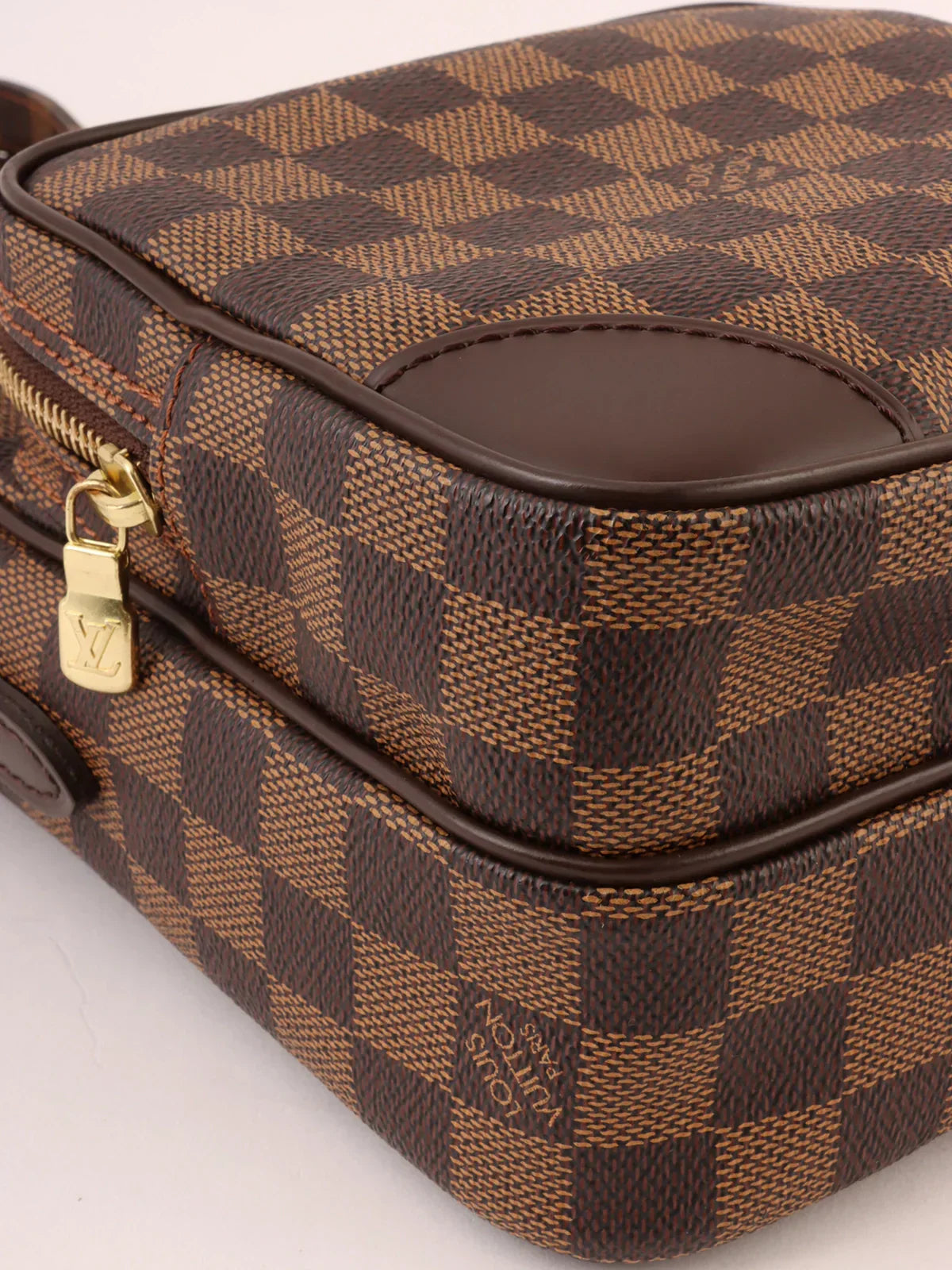 LOUIS VUITTON 2004 Made Canvas Damier Amazon Brown