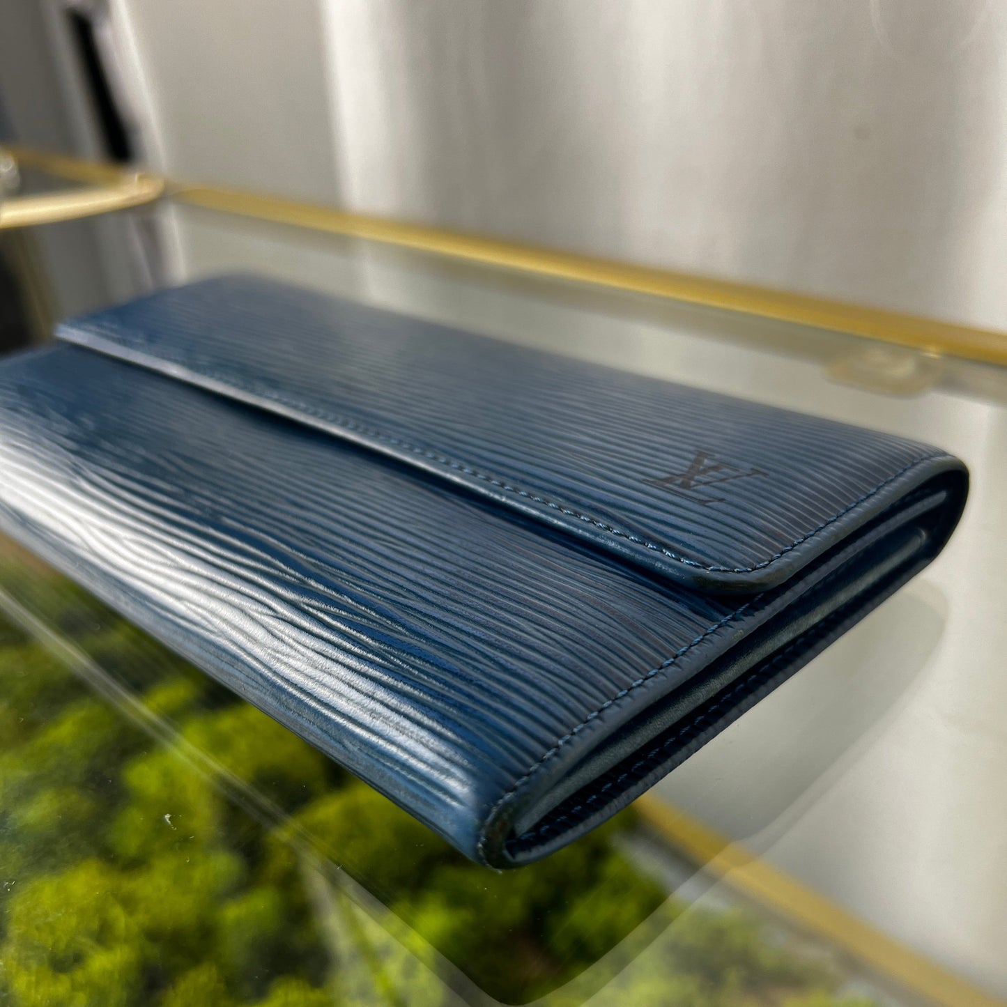 LOUIS VUITTON Epi Leather Porte-Monnaie Wallet
