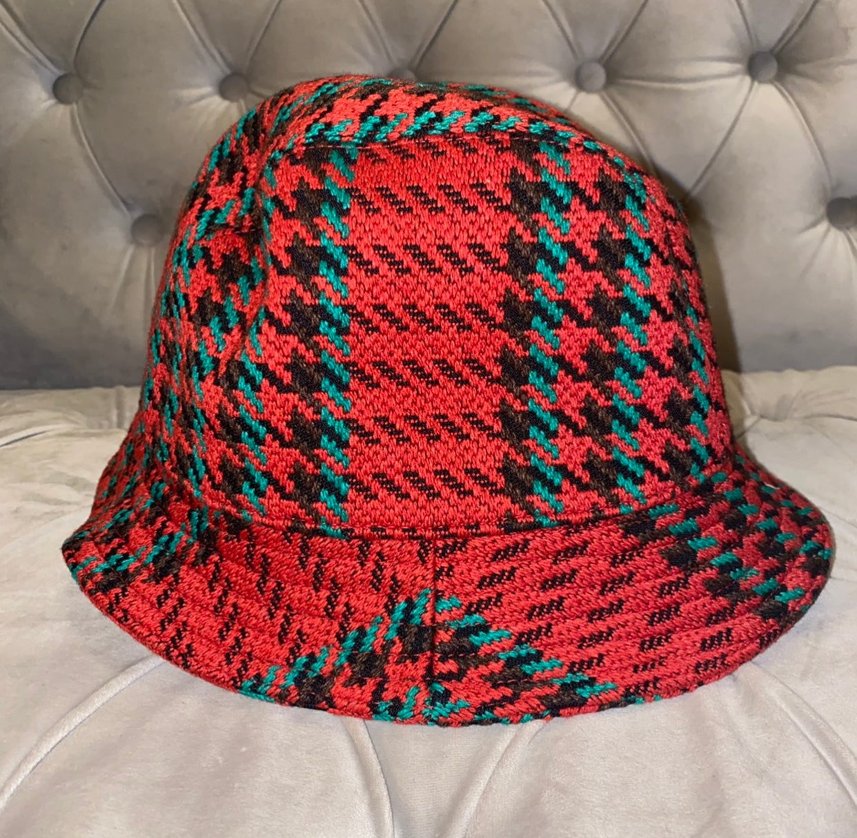 GUCCI Houndstooth Wool Bucket Hat with Double G