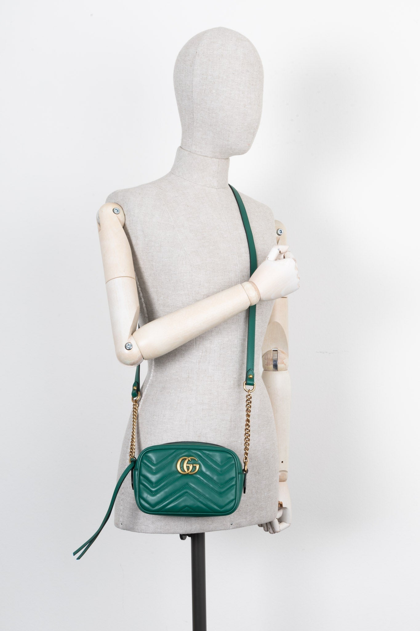 GUCCI Marmont Small Camera Bag Green