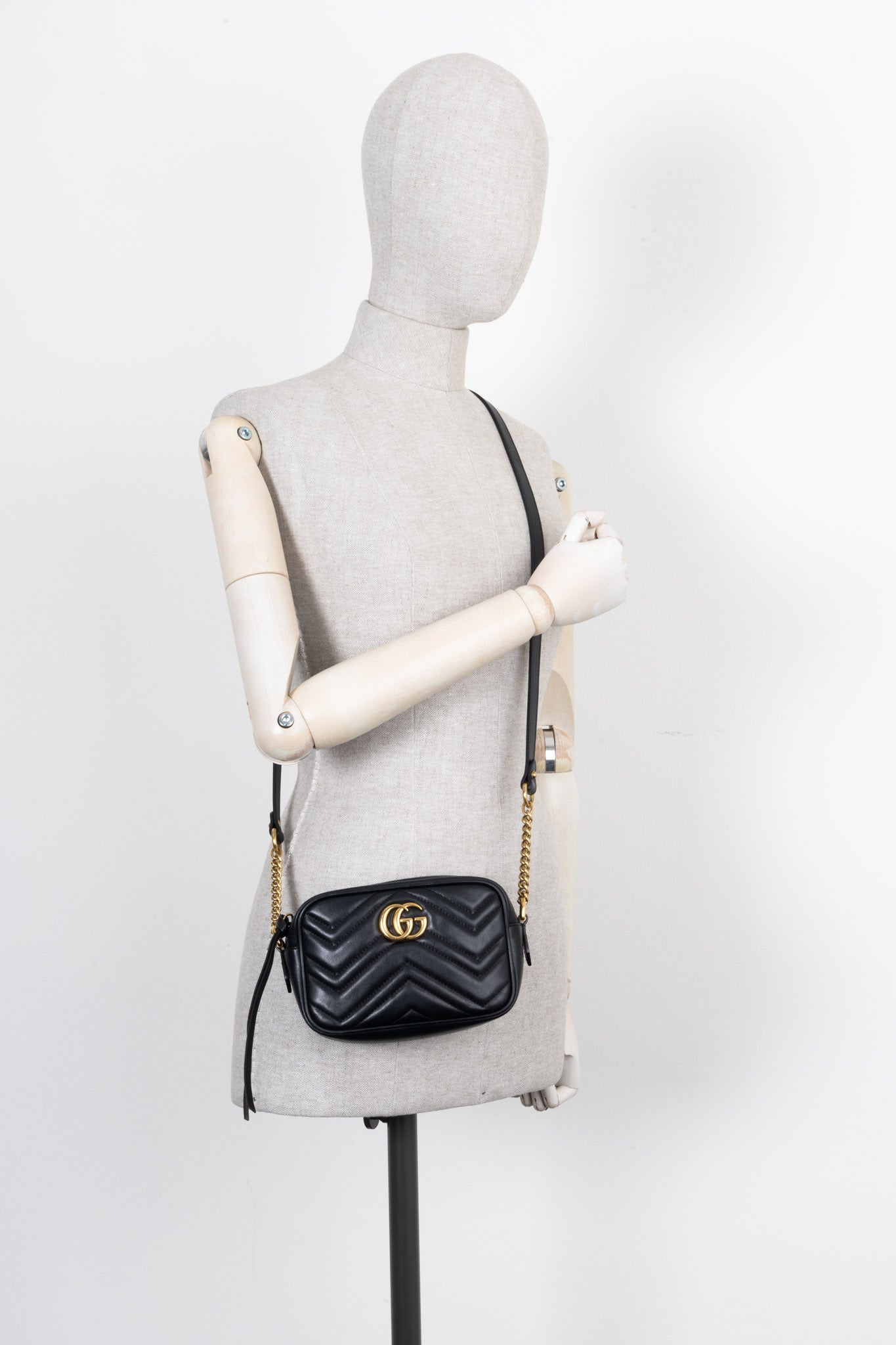 GUCCI Marmont Small Camera Bag Black