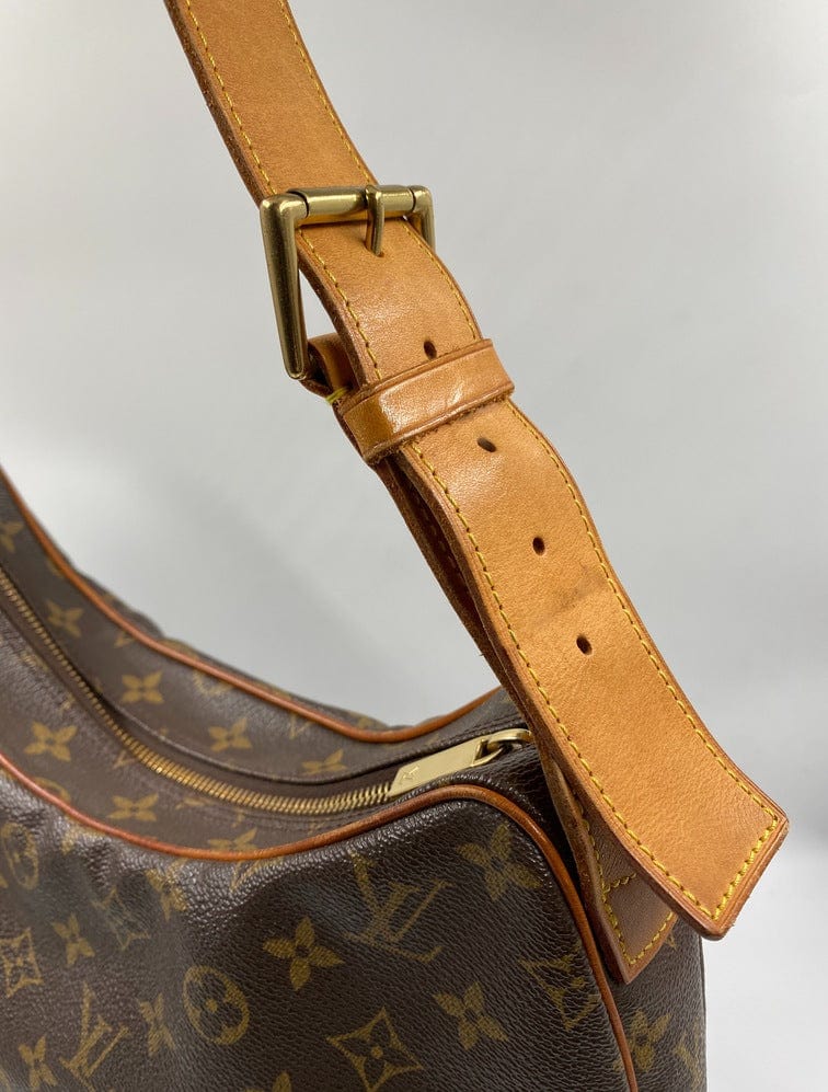 Louis Vuitton Croissant GM