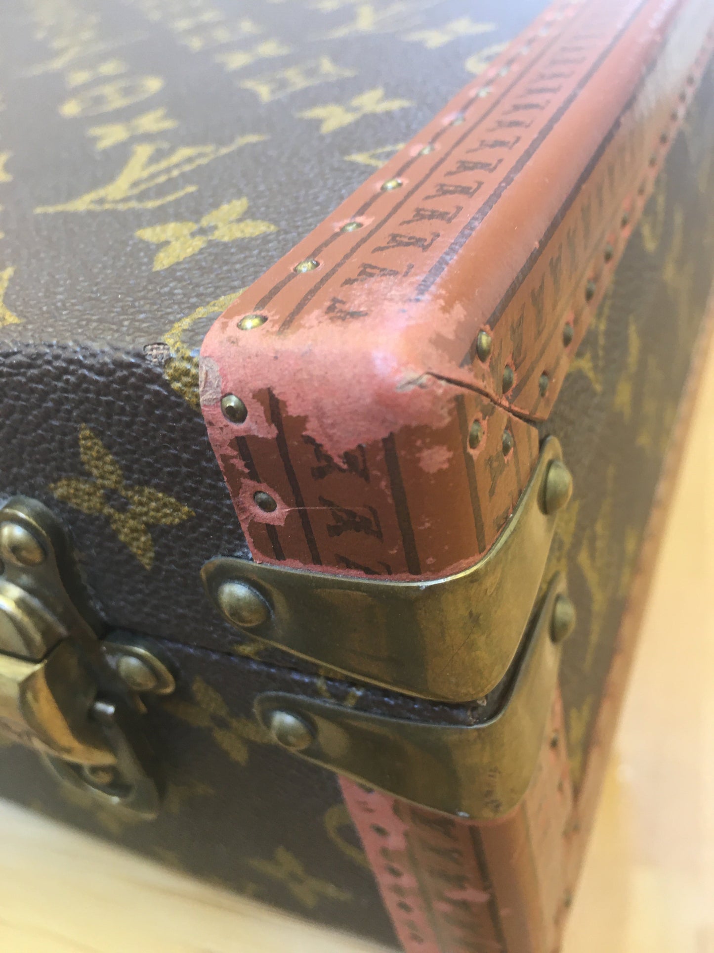 LOUIS VUITTON Cotteville Case Monogram Trunk