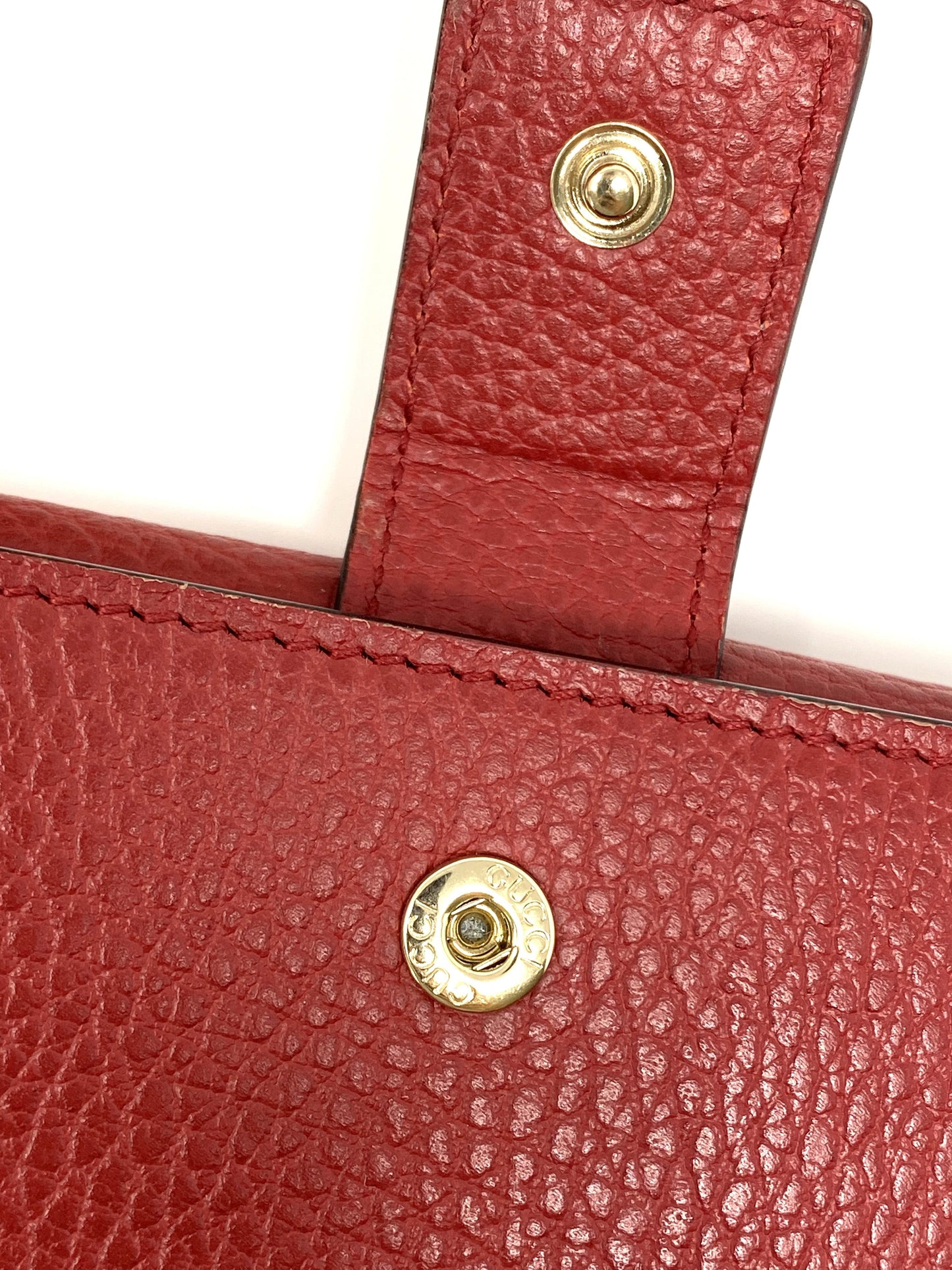 GUCCI RED WALLET