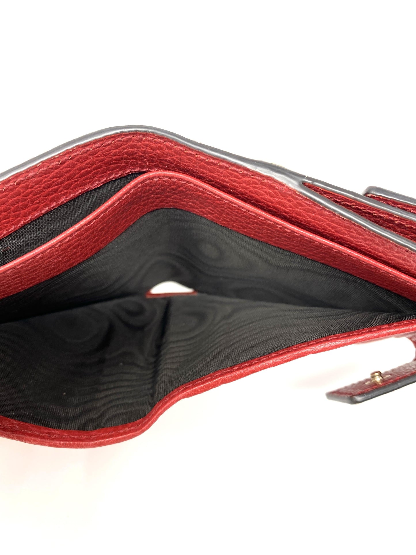 GUCCI RED WALLET