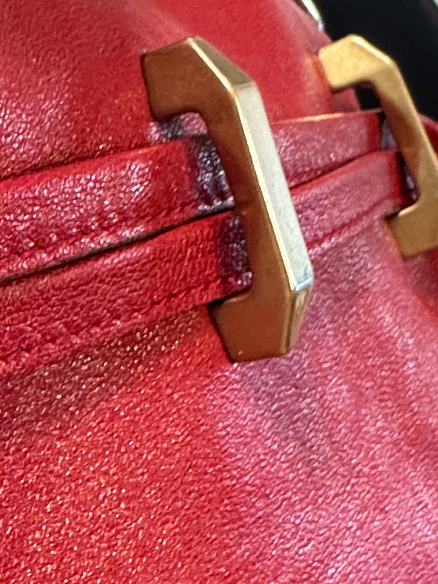 Gucci Interlocking GG 1955 Horsebit Collection Shoulder Bag in Red Leather