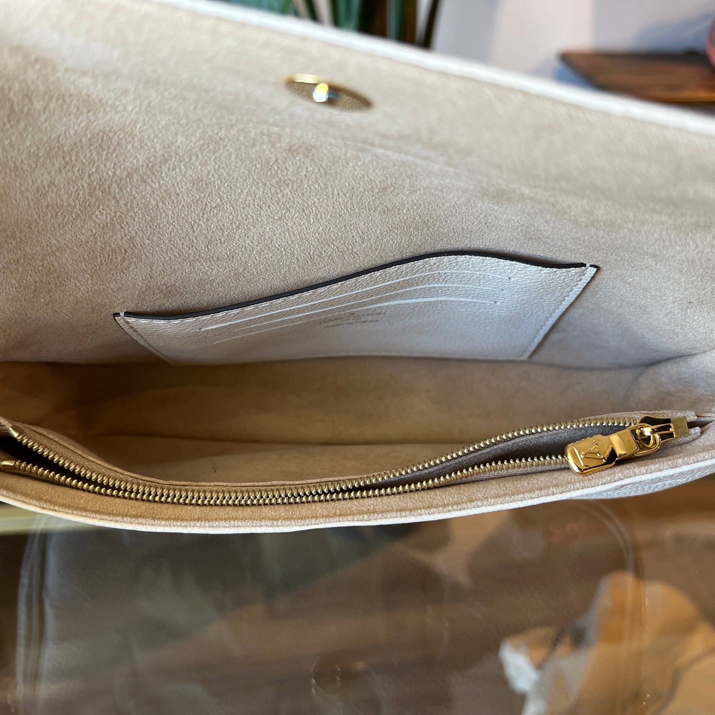 LOUIS VUITTON Cream Wallet on Chain Ivy
