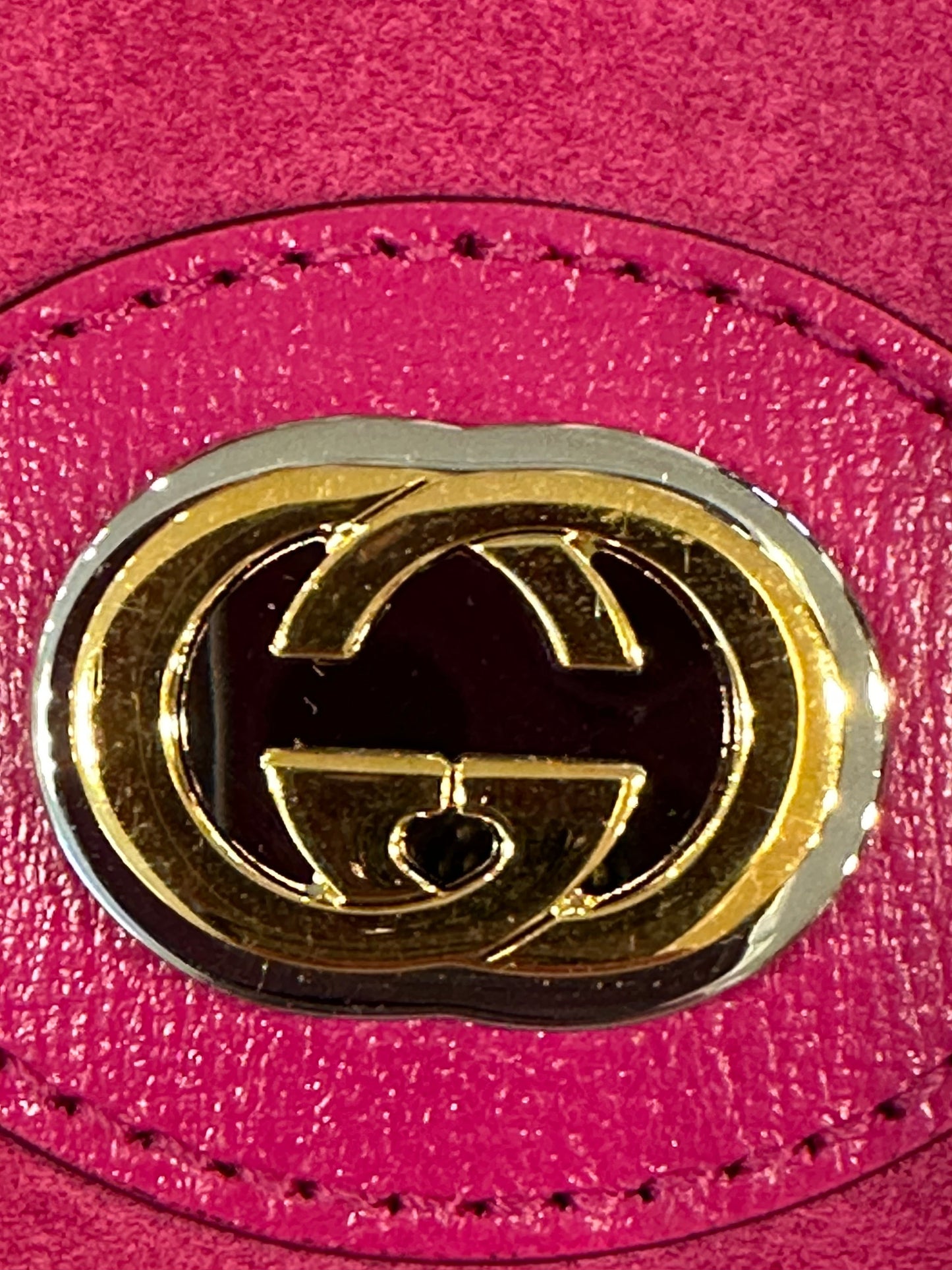 Gucci GG Suede Marina Shoulder Bag in Pink