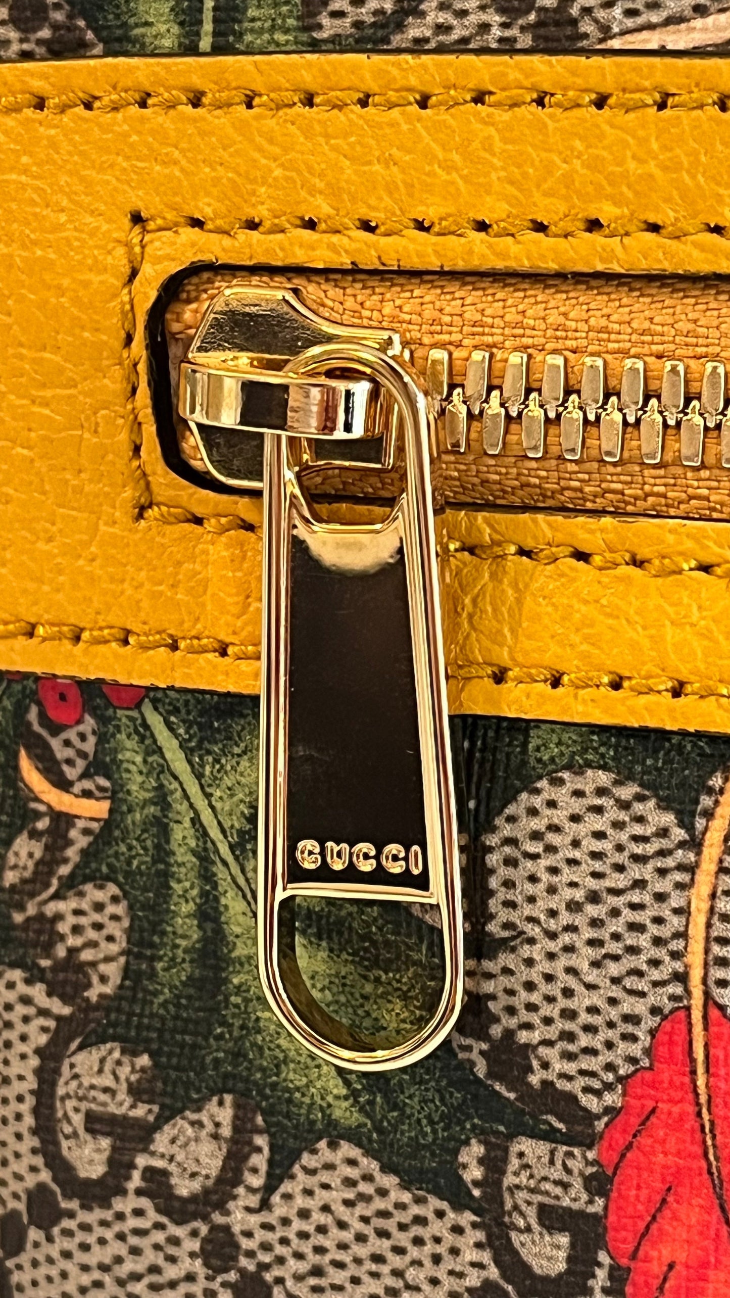 Gucci GG Supreme Monogram Flora Ophidia Belt Bag