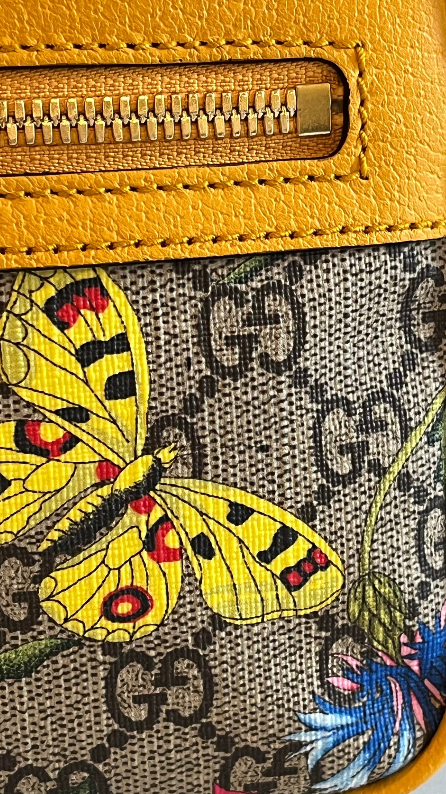 Gucci GG Supreme Monogram Flora Ophidia Belt Bag