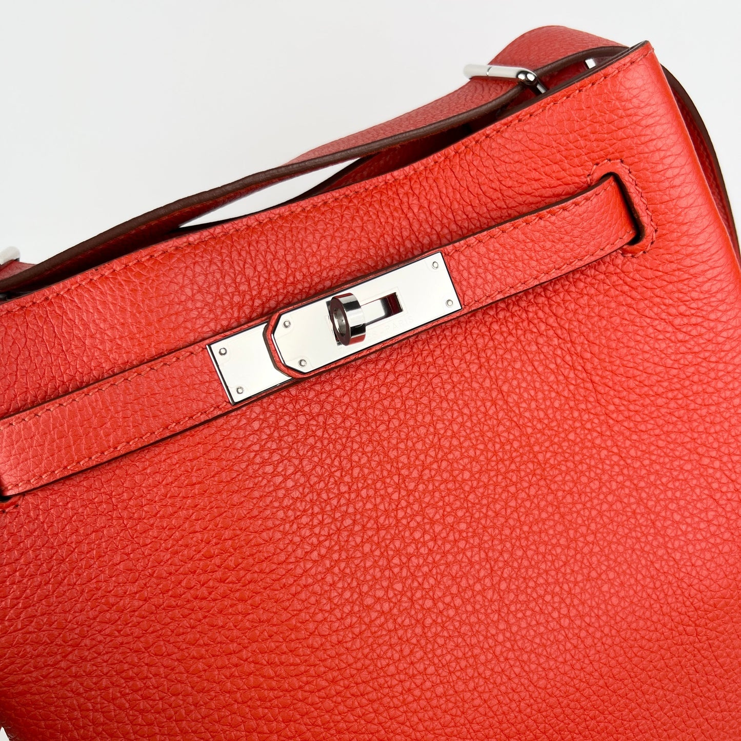 Hermes So Kelly Clemence Red - O Stamp