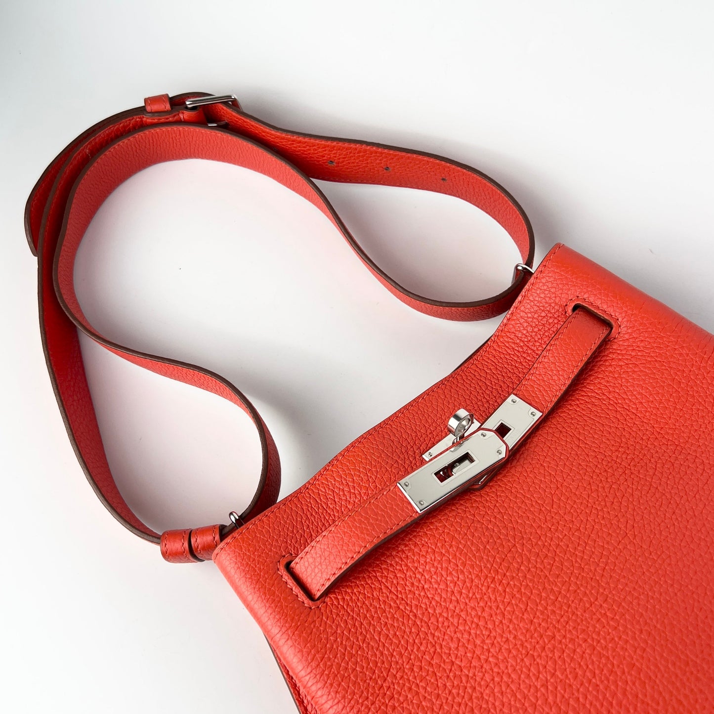 Hermes So Kelly Clemence Red - O Stamp