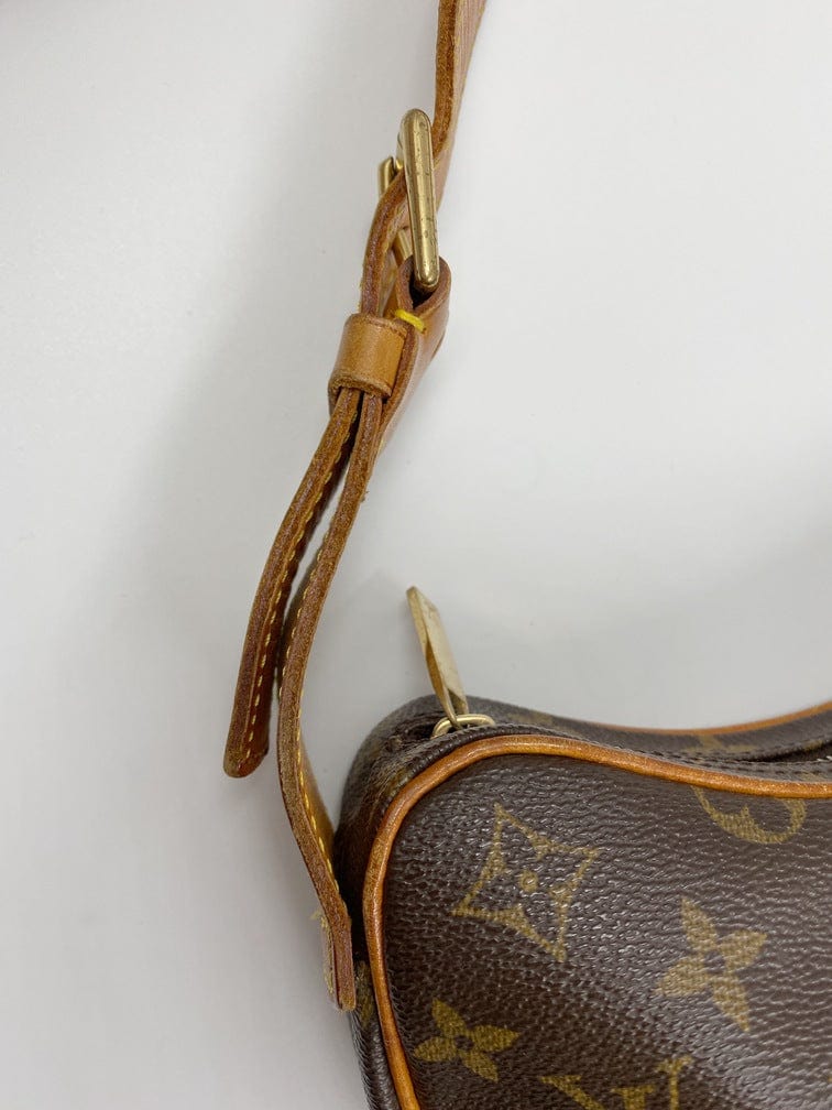 Louis Vuitton Croissant MM