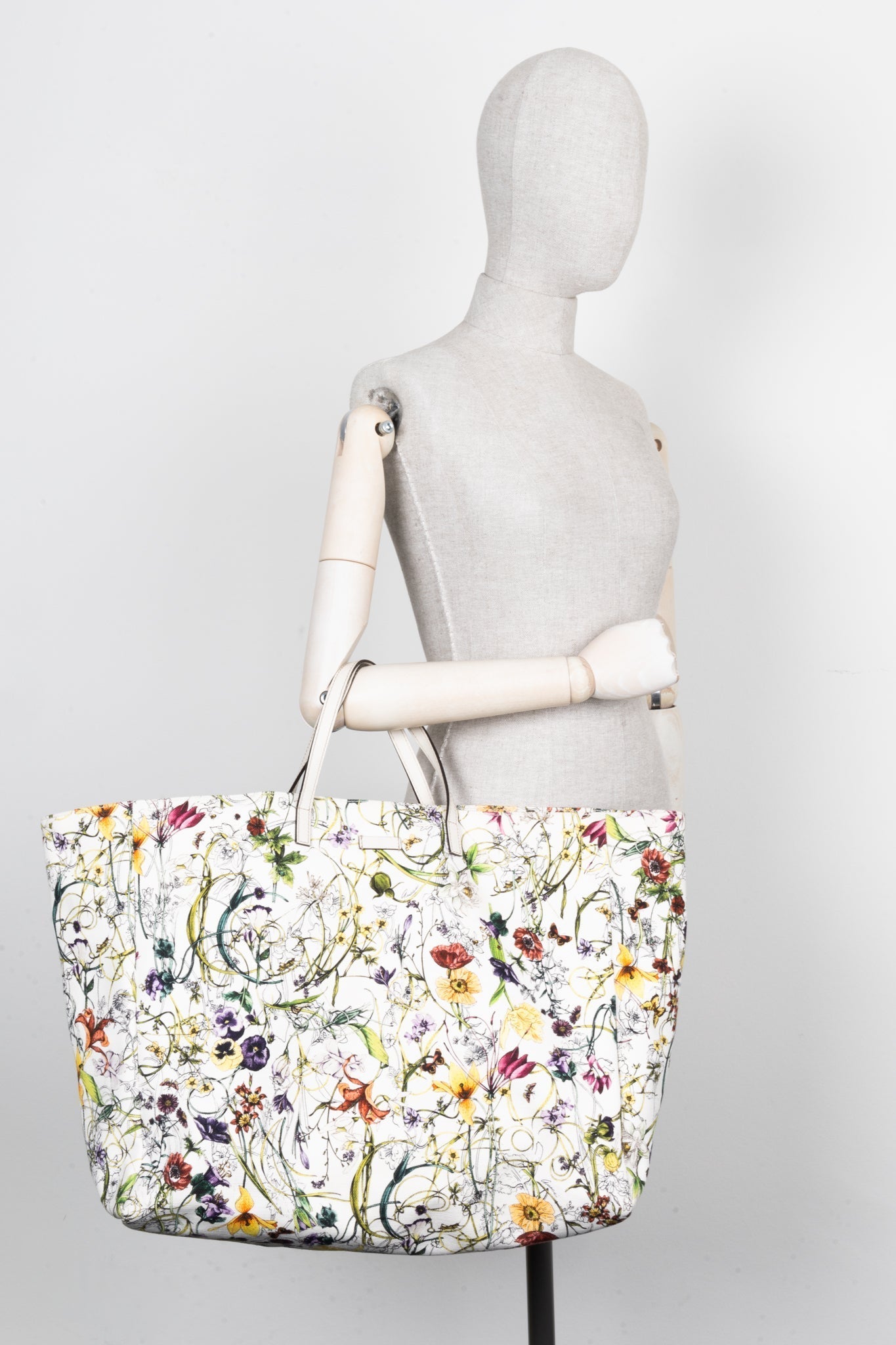 GUCCI Floral Canvas Tote Bag White