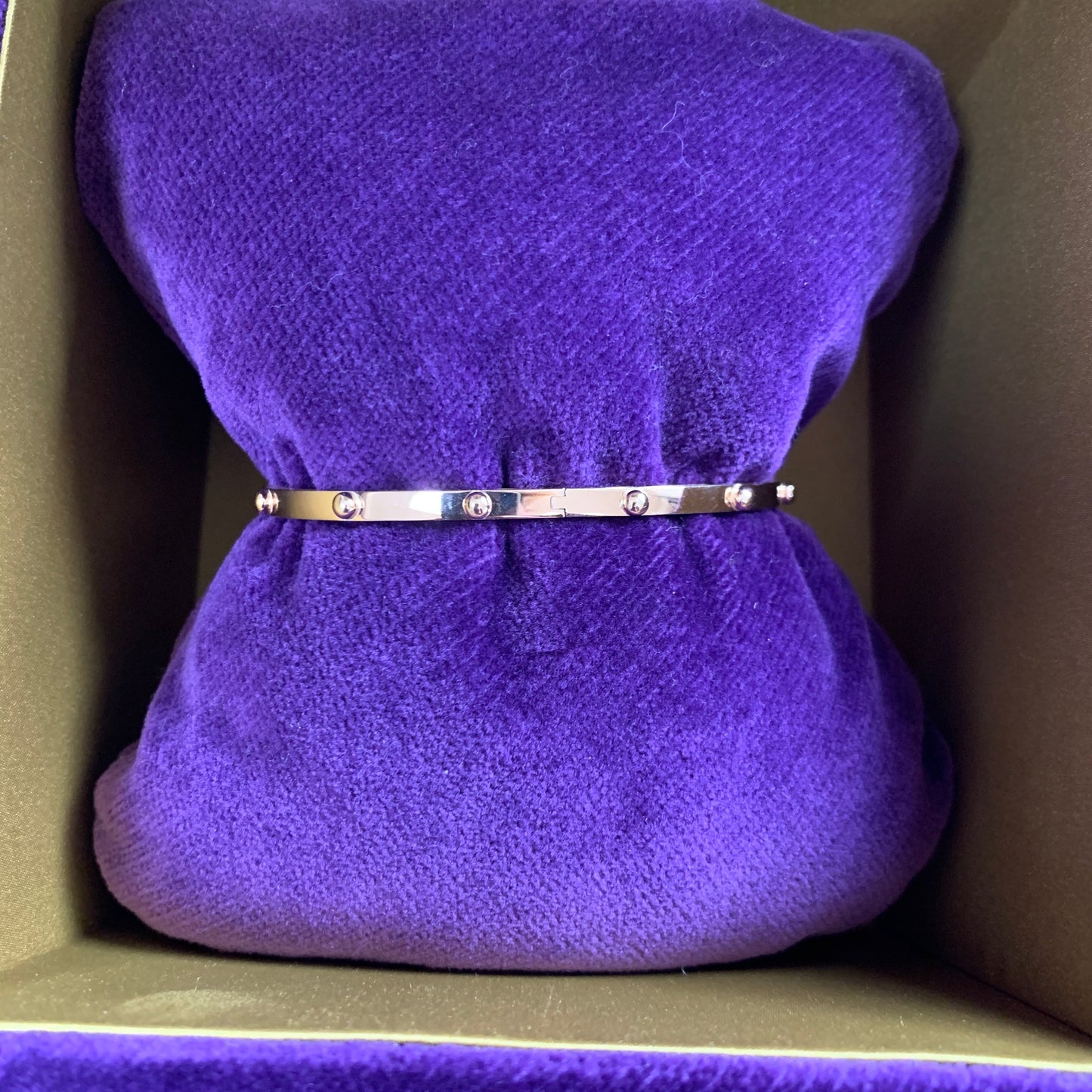 Gucci GG Running Bangle In 18K Yellow Gold