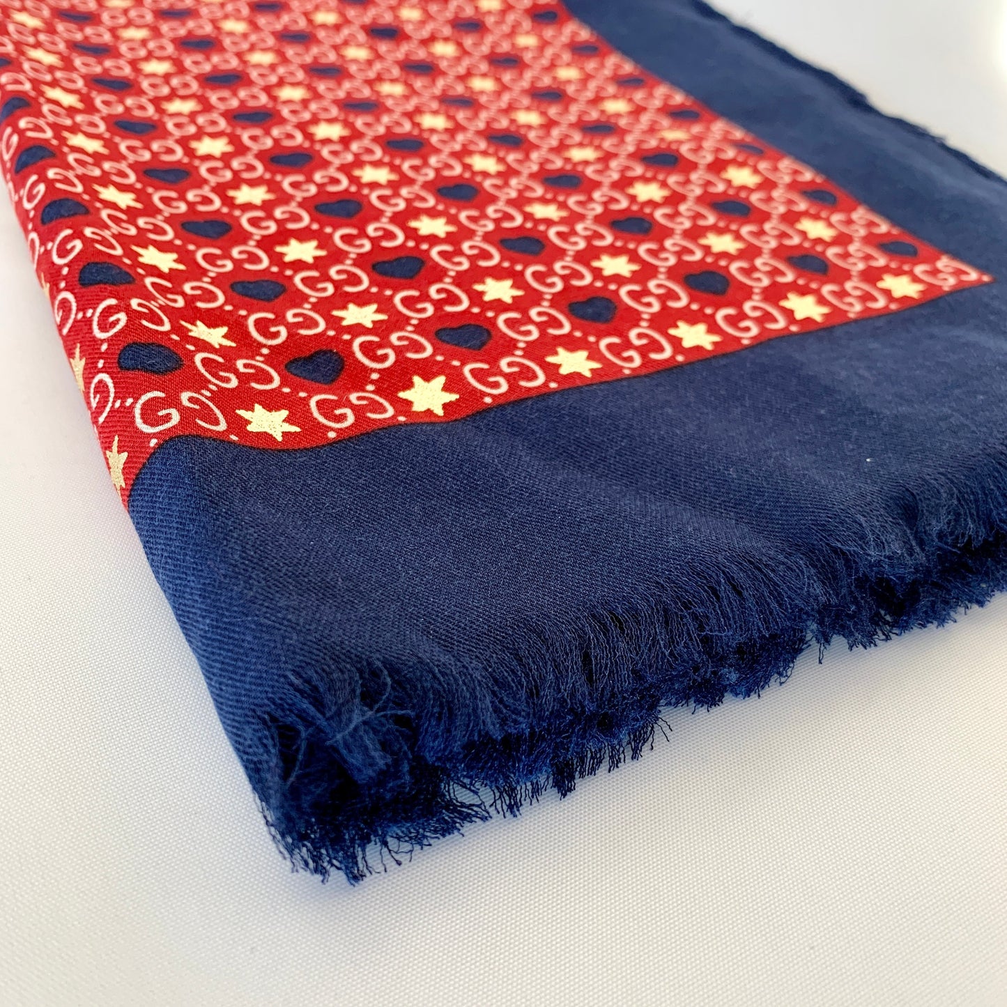 Gucci GG Hearts & Stars Silk Scarf in Red