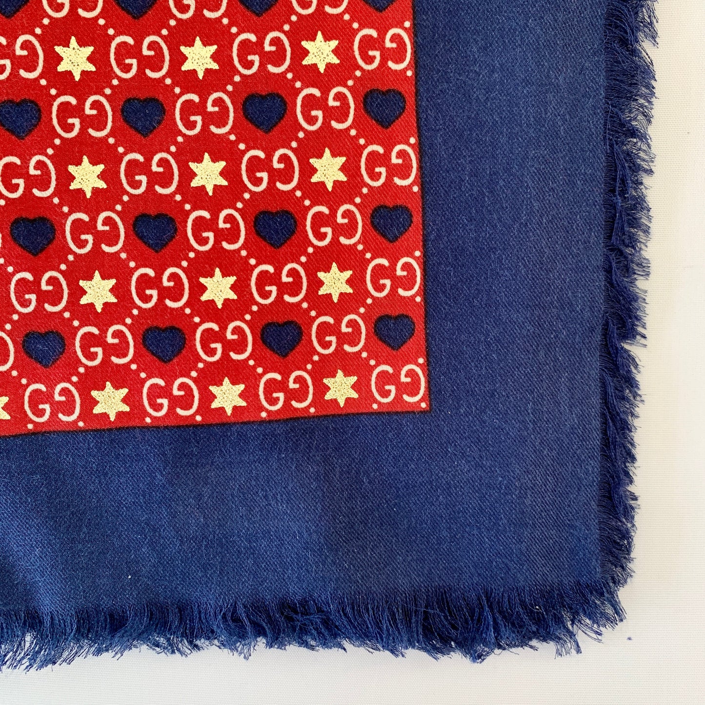 Gucci GG Hearts & Stars Silk Scarf in Red