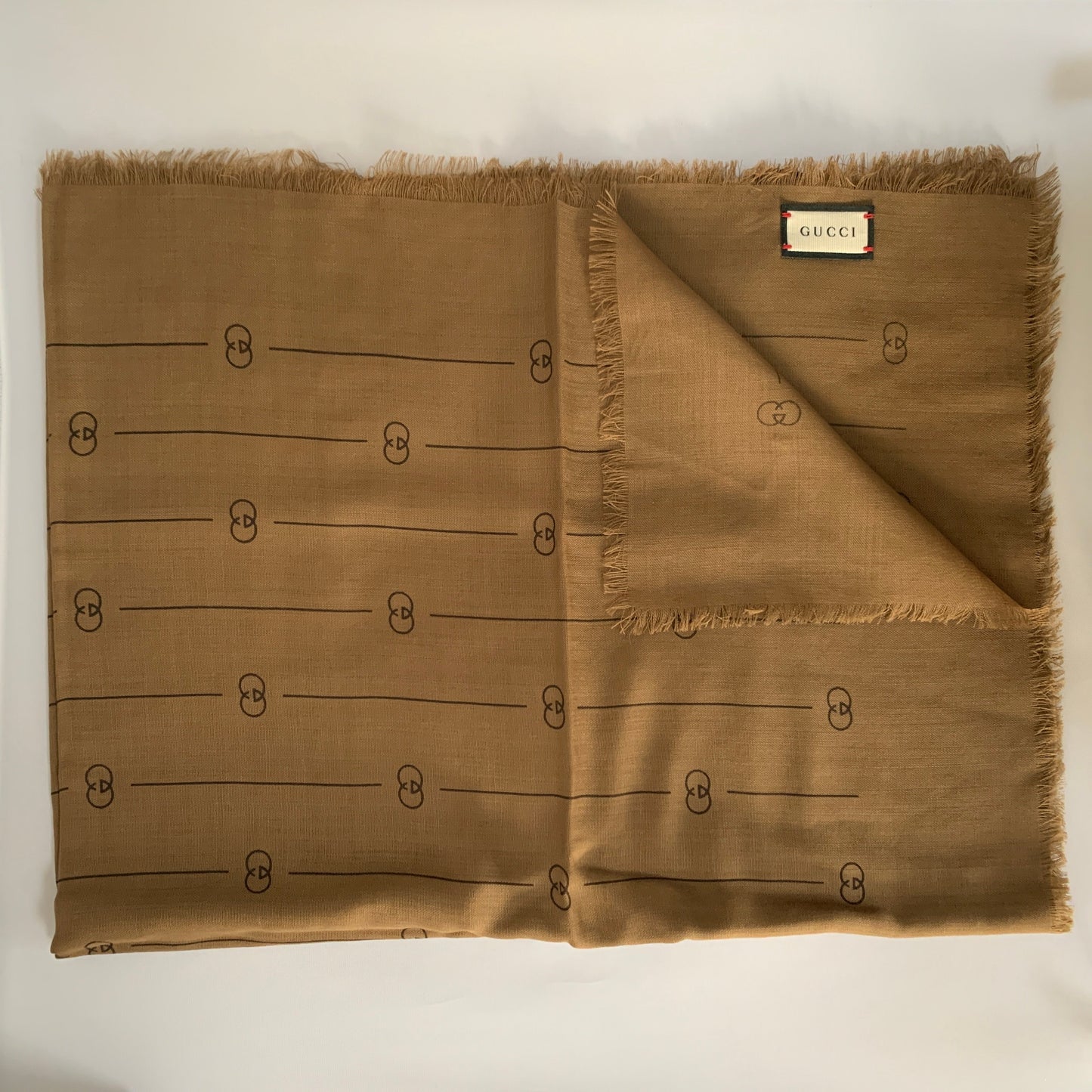 Gucci GG Thin Striped Scarf in Beige