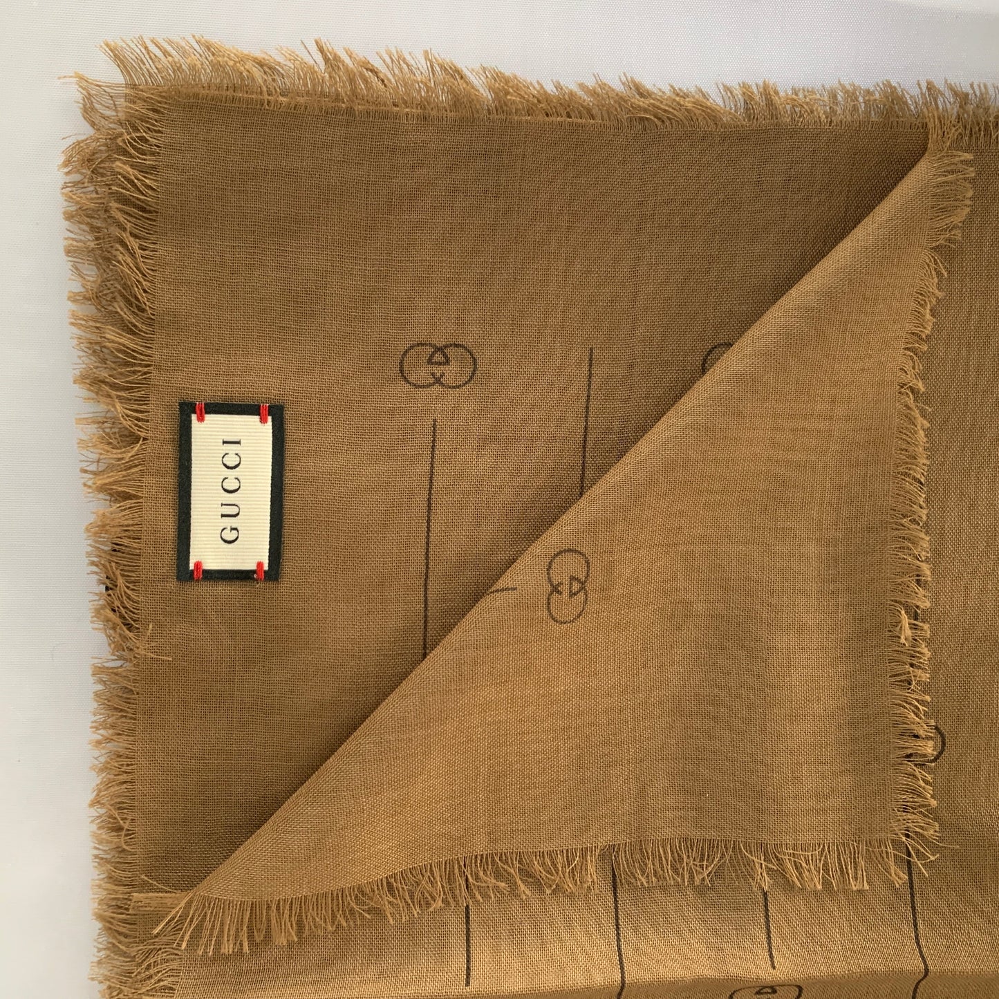 Gucci GG Thin Striped Scarf in Beige