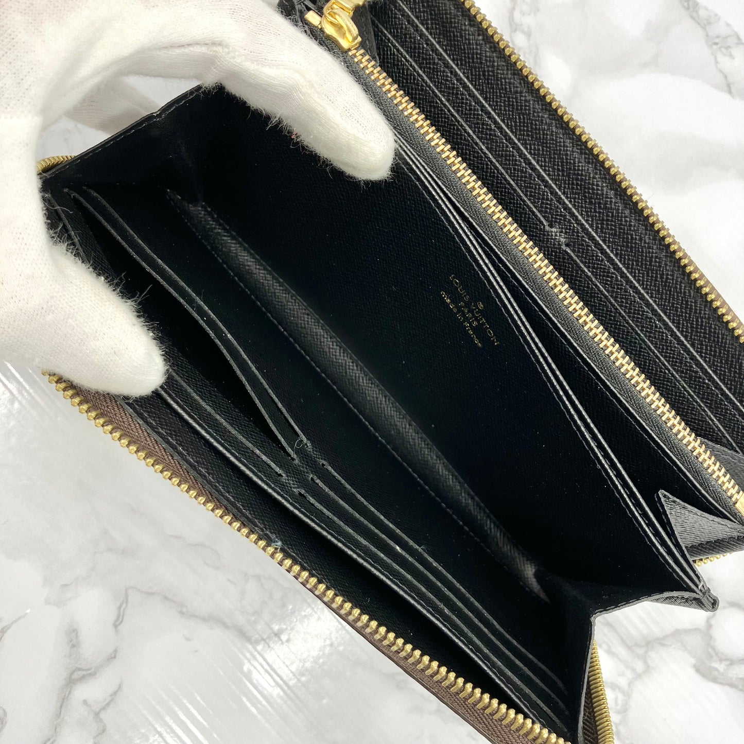Louis Vuitton  Giant Monogram Zippy