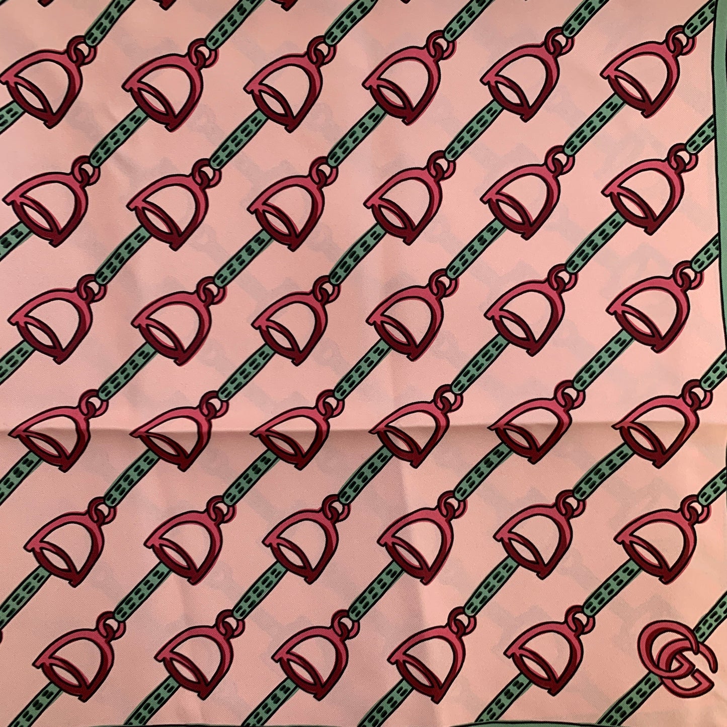 Gucci Reign Horse-bit Silk Twill Scarf in Pink