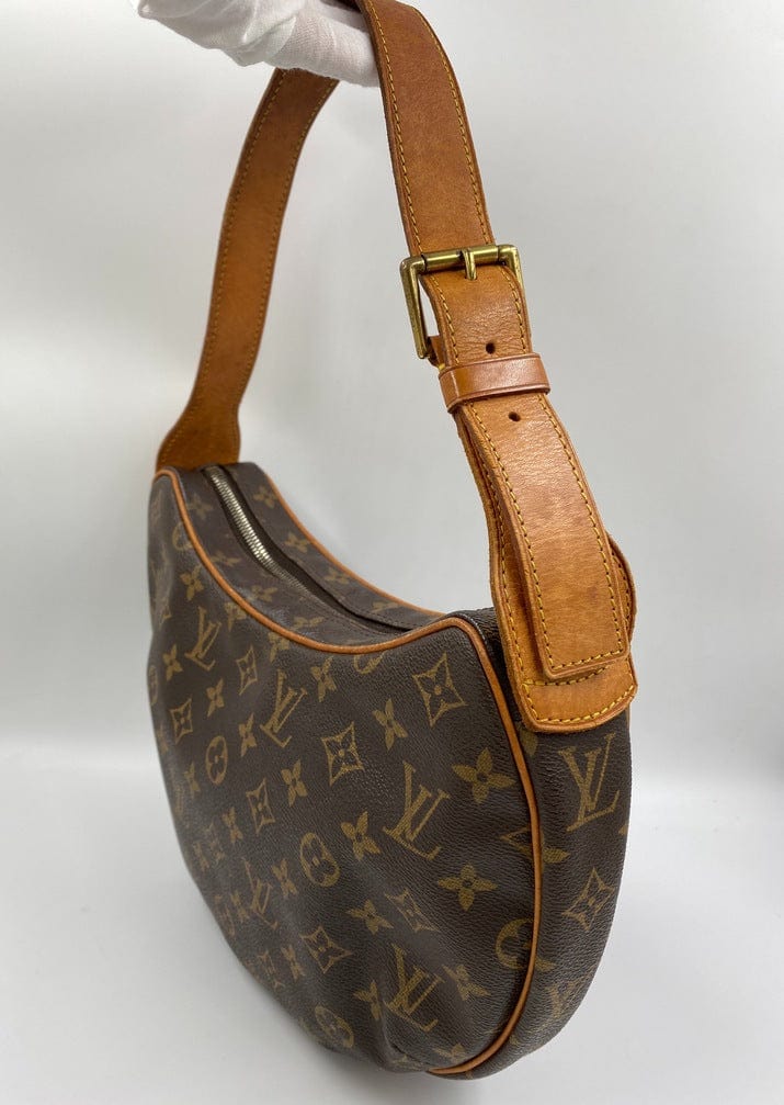 Louis Vuitton Croissant MM