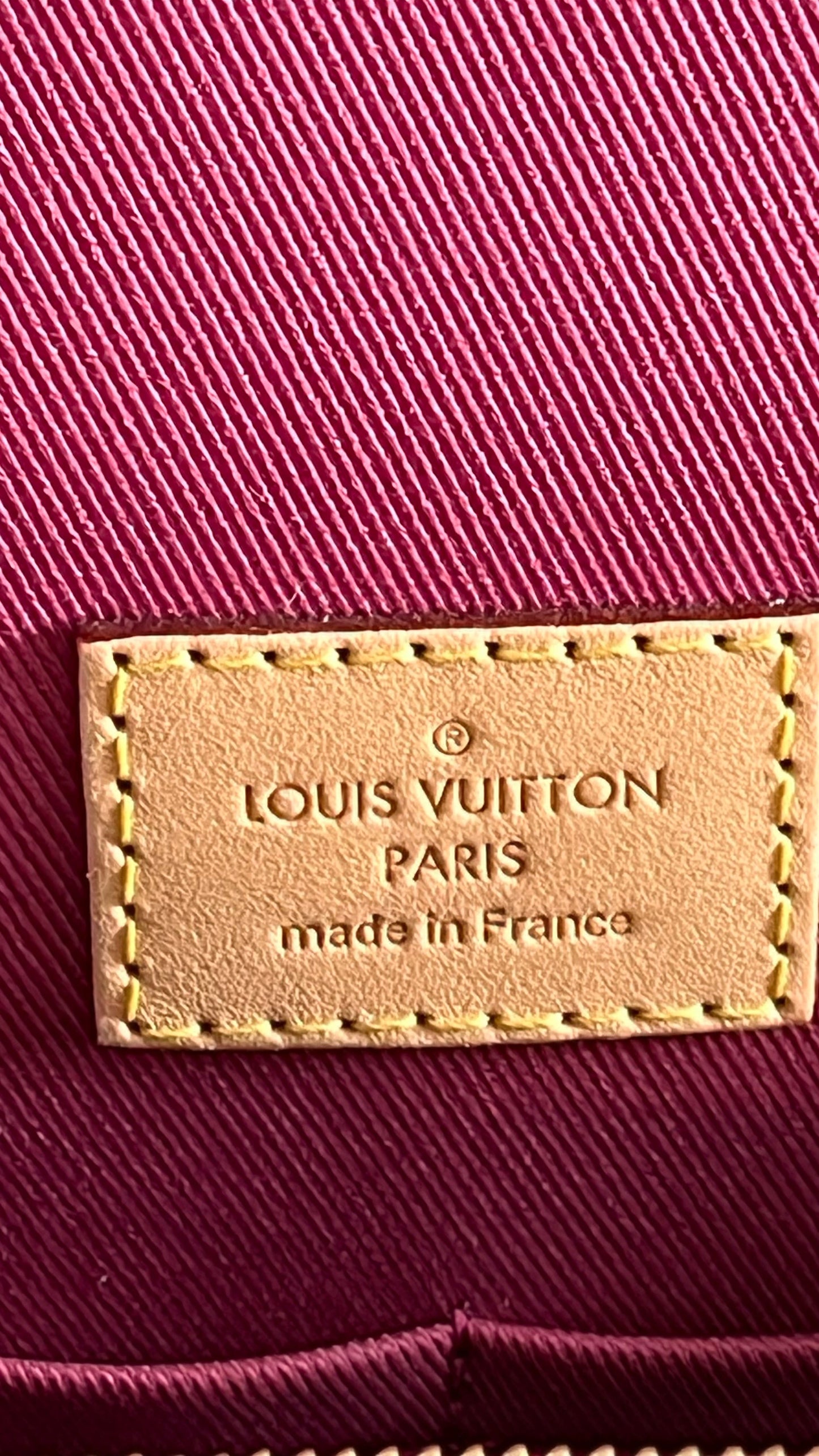 Louis Vuitton Cluny BB, Monogram canvas