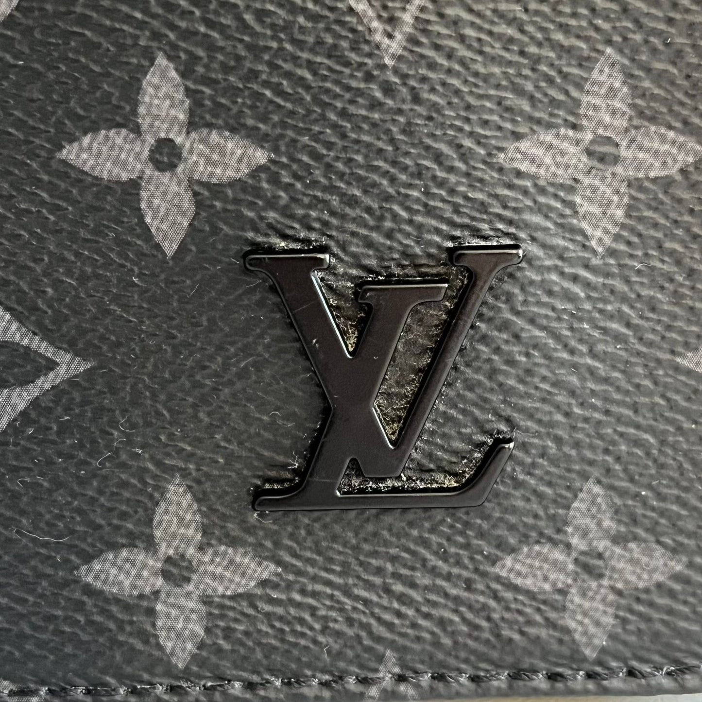 Louis Vuitton District PM Messenger, Monogram Eclipse Noir