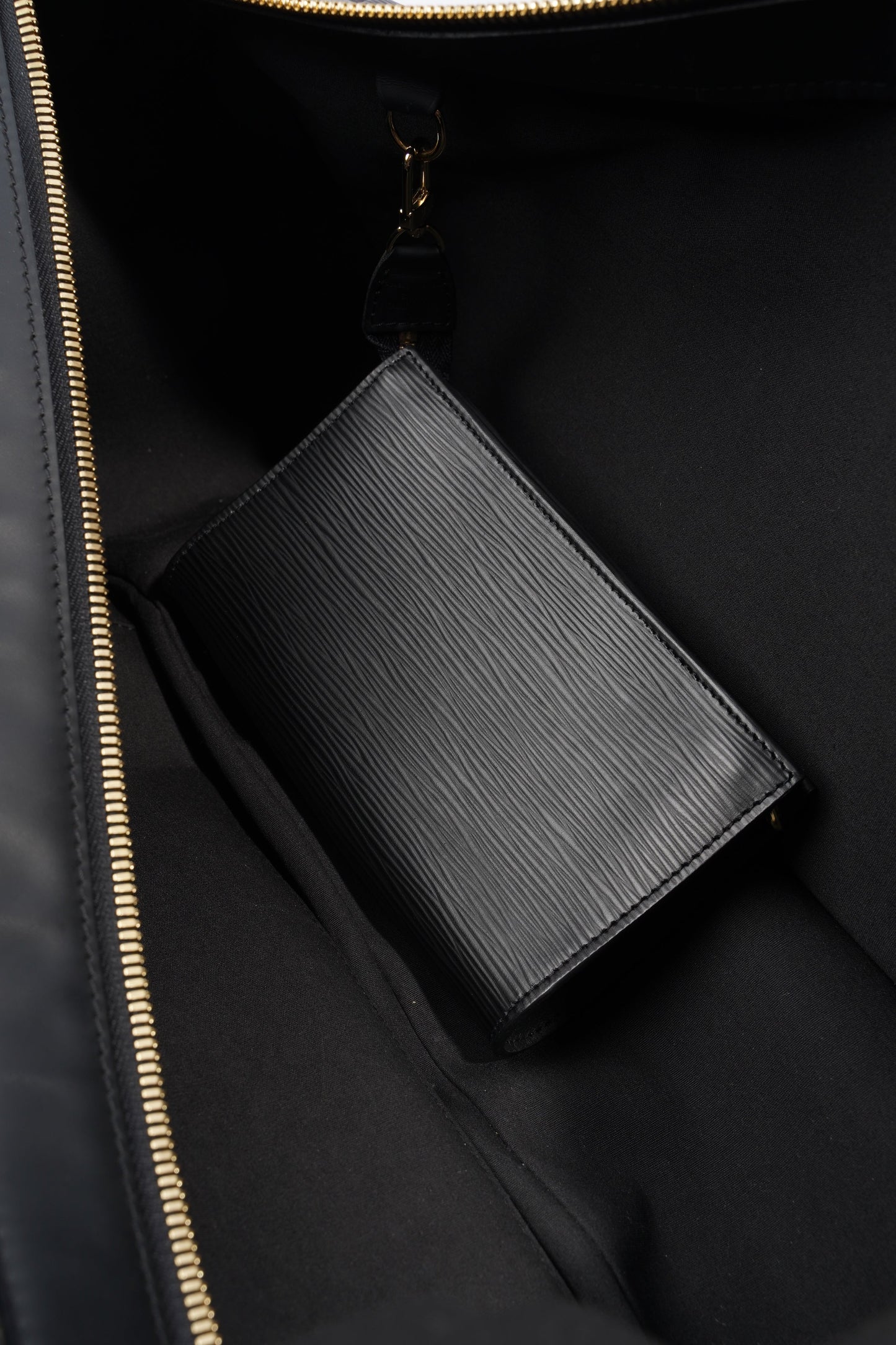Louis Vuitton Dhanura MM Black Epi Leather