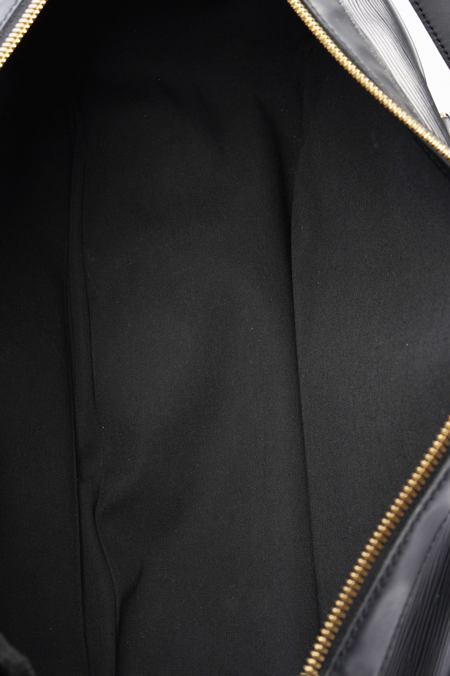 Louis Vuitton Dhanura MM Black Epi Leather