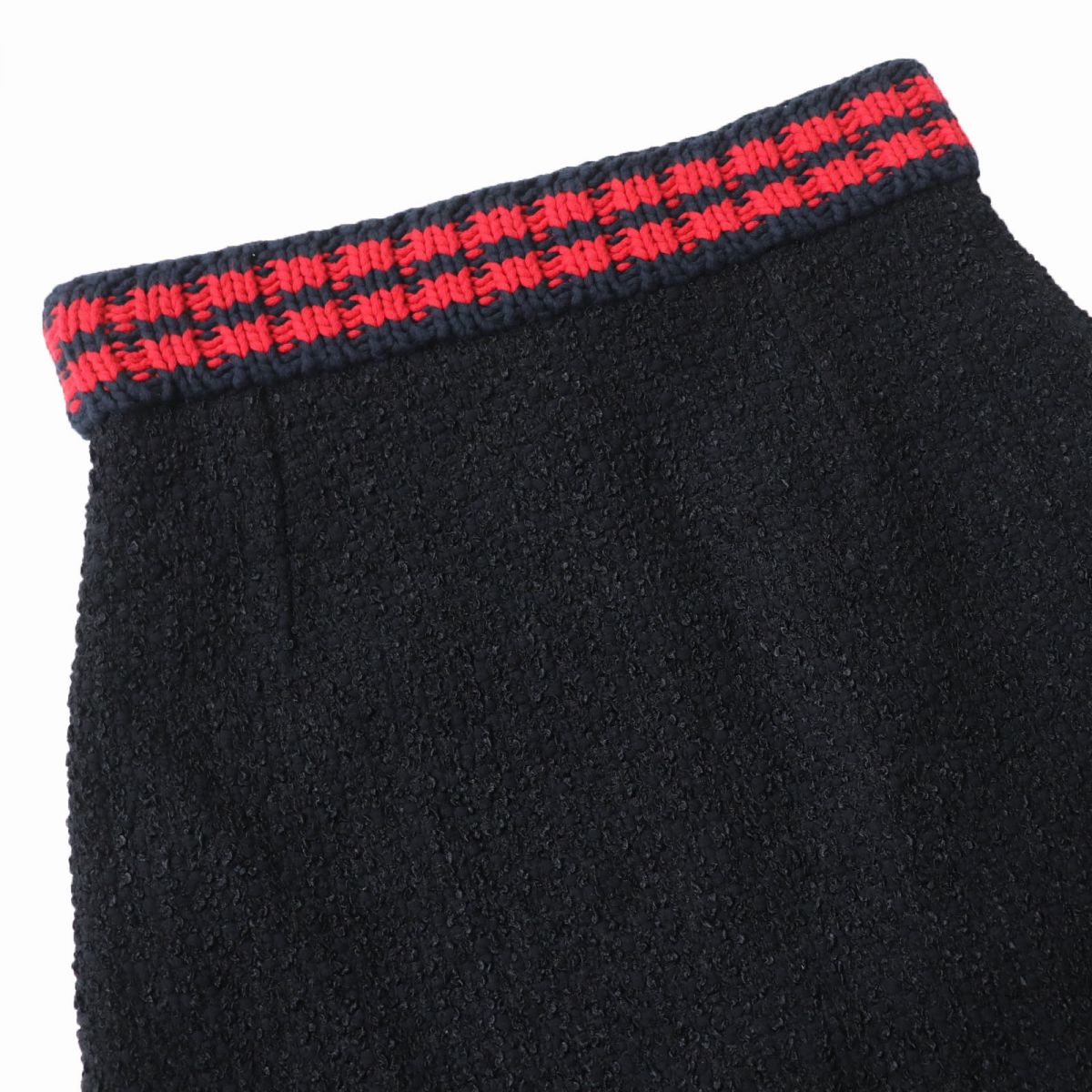 GUCCI skirt Outer: 79% nylon, Outer: 11% cotton, Outer: 10% acrylic, Part: 76% cotton, Part: 24% nylon, Lining: 77% cotton, 23% silk Black x Navy x Red Women 44 Used