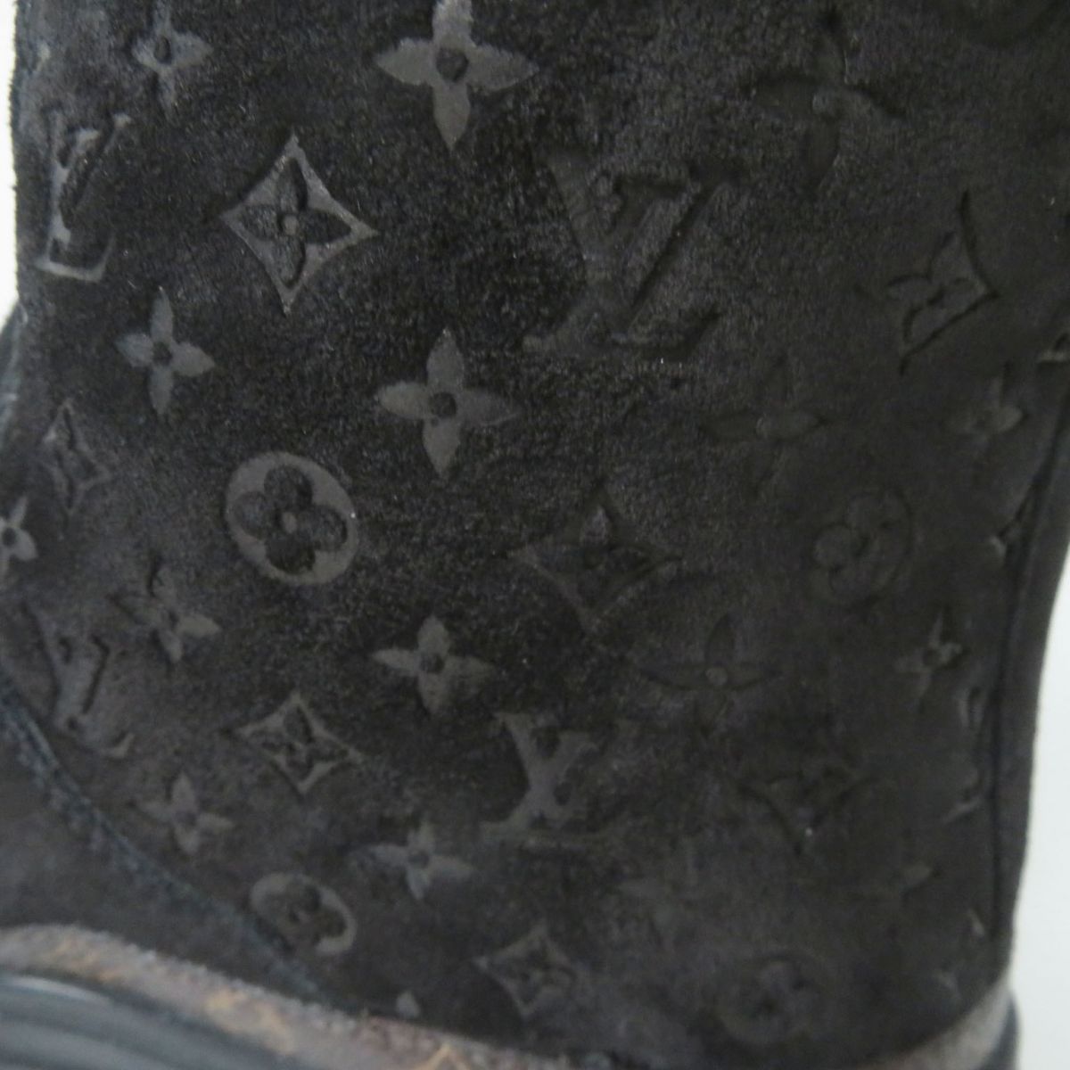 LOUIS VUITTON boots Mouton black 35