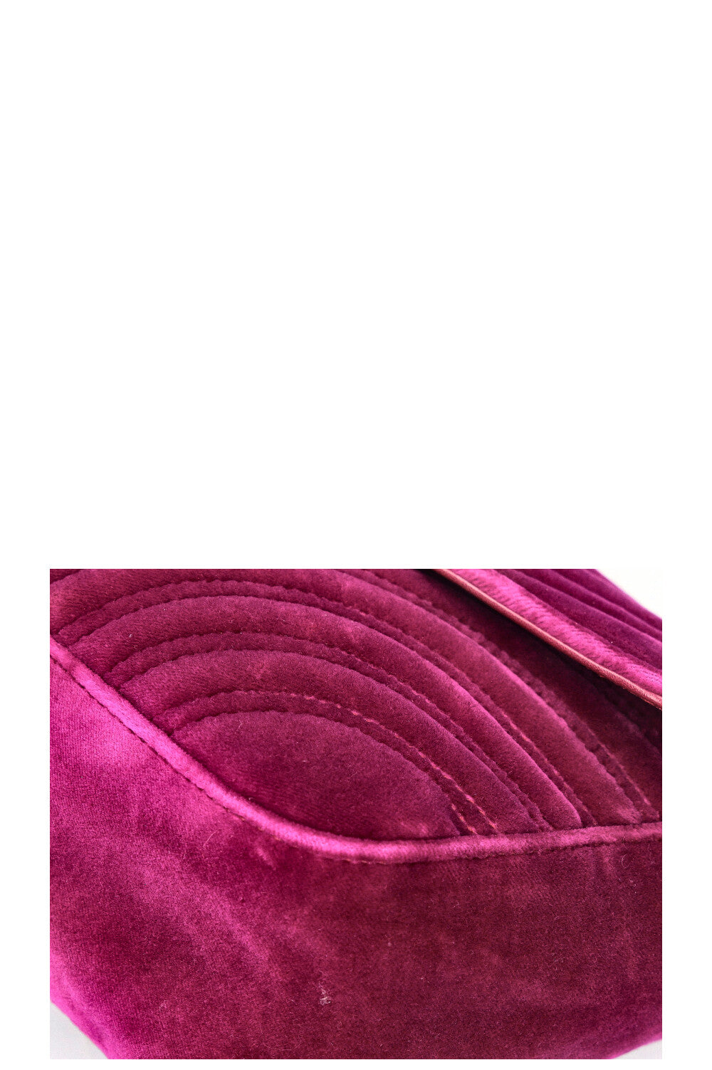 GUCCI Marmont Velvet Fuchsia