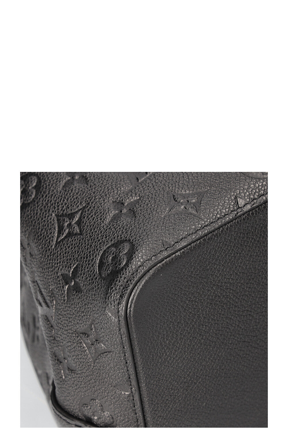 LOUIS VUITTON  Néo Noé Bag Empreinte Black