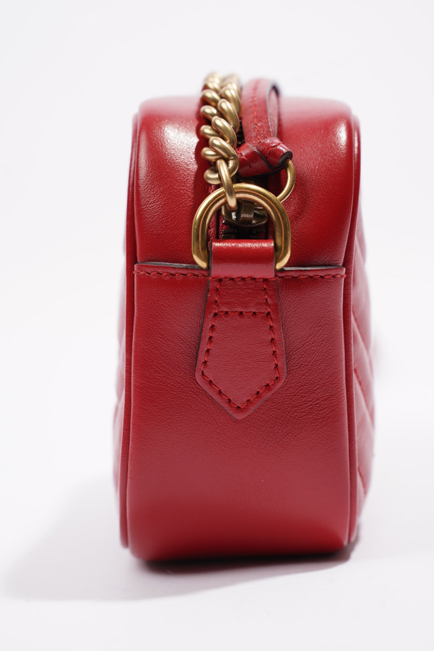 Gucci Marmont Zip Bag Red / Gold Matelasse Leather Mini