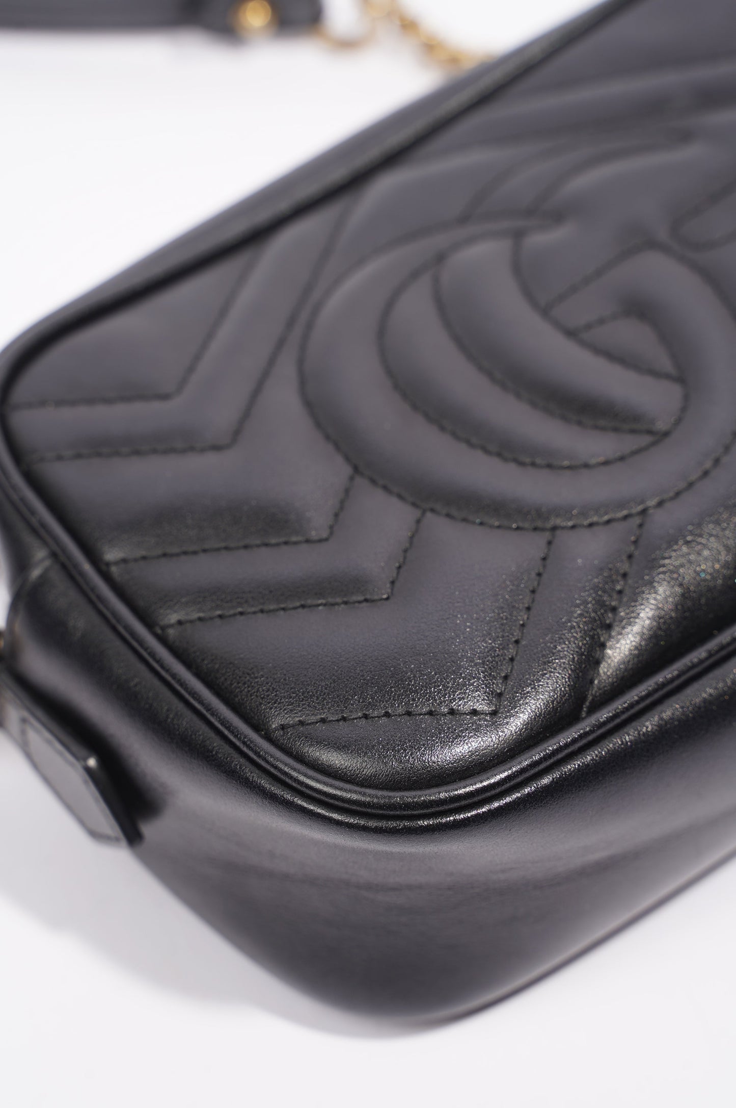 Gucci Marmont Zip Black Matelasse Leather Mini