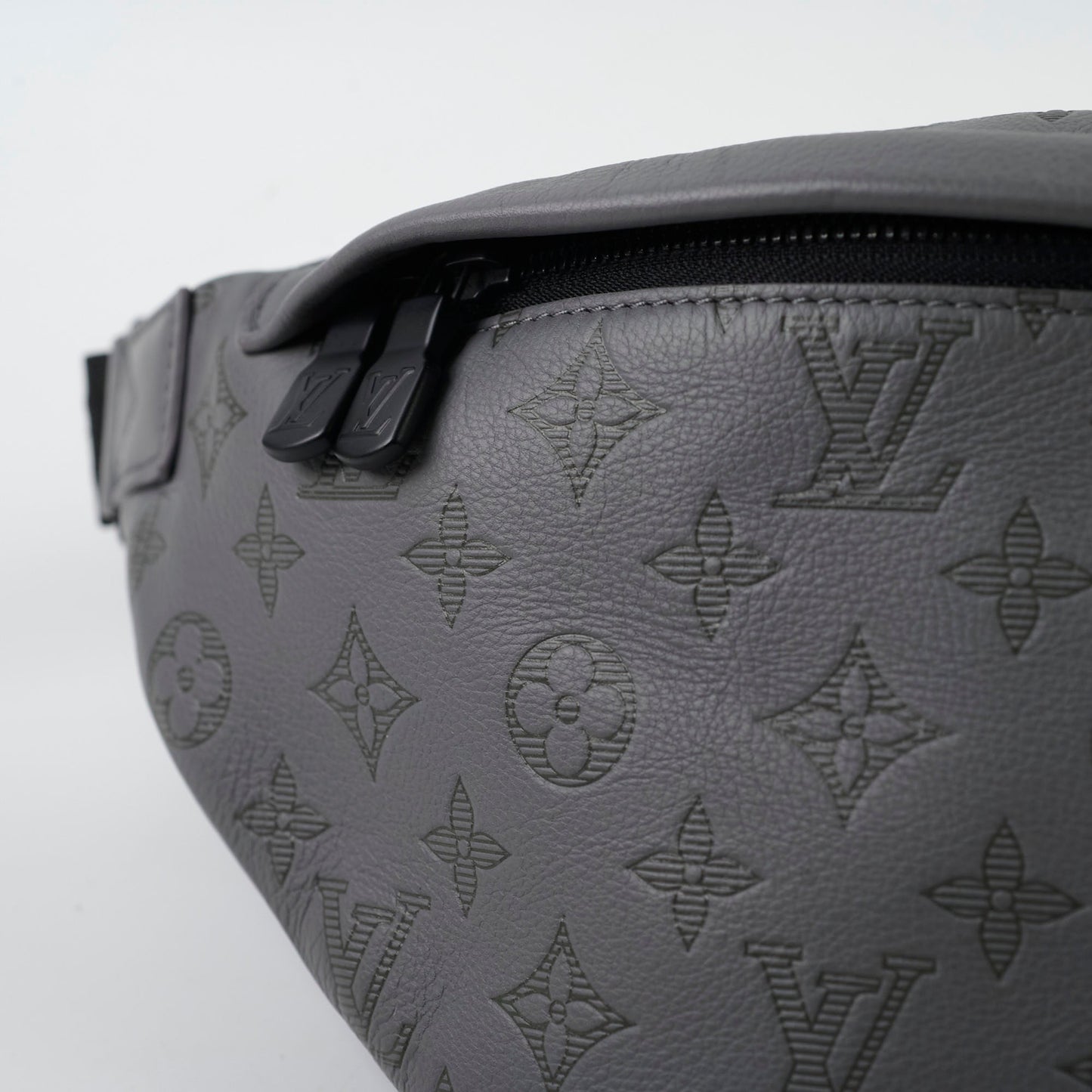 Louis Vuitton Bumbag Grey Leather