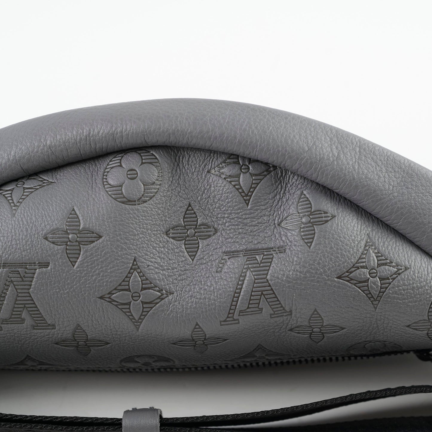 Louis Vuitton Bumbag Grey Leather