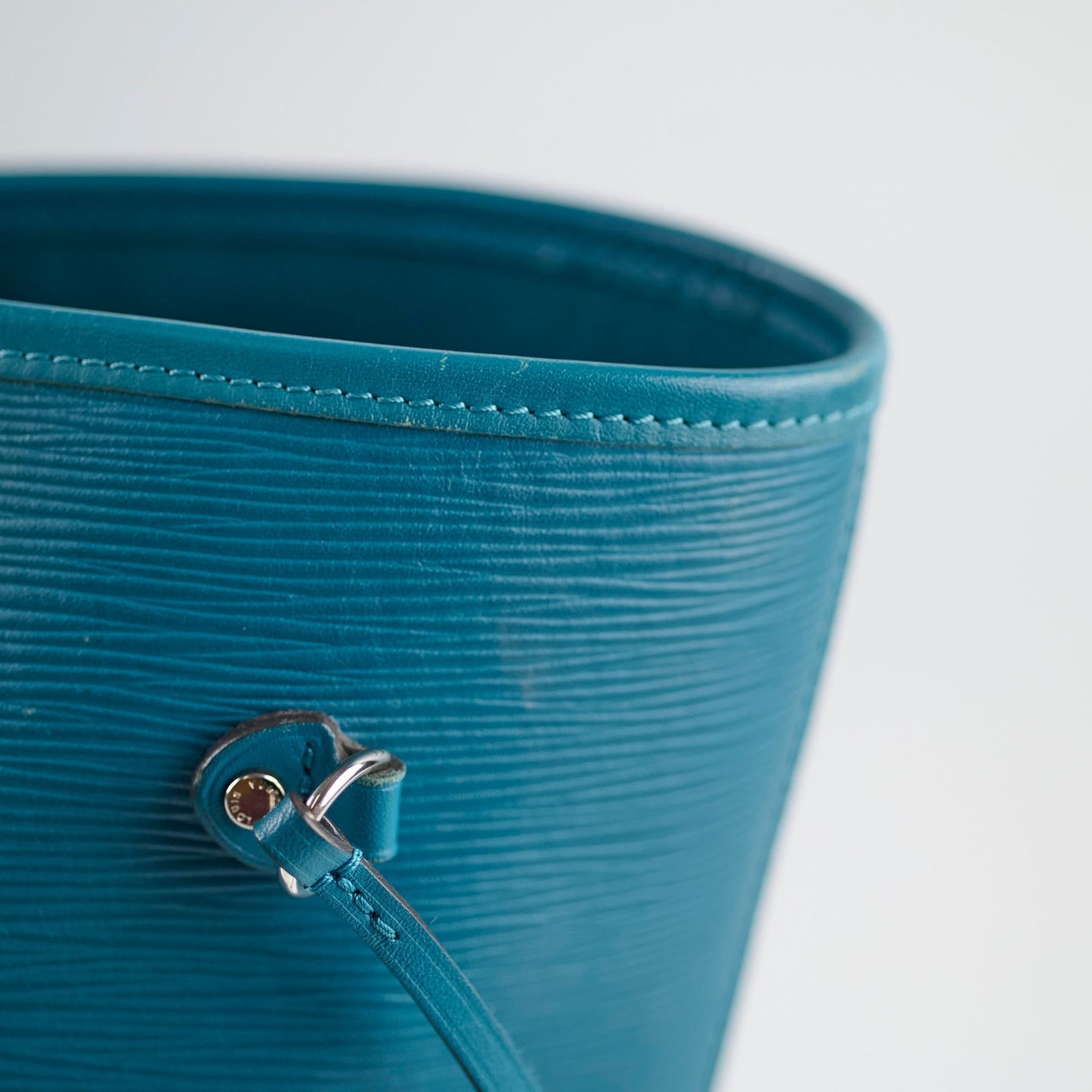 Louis Vuitton Epi Neverfull MM Blue