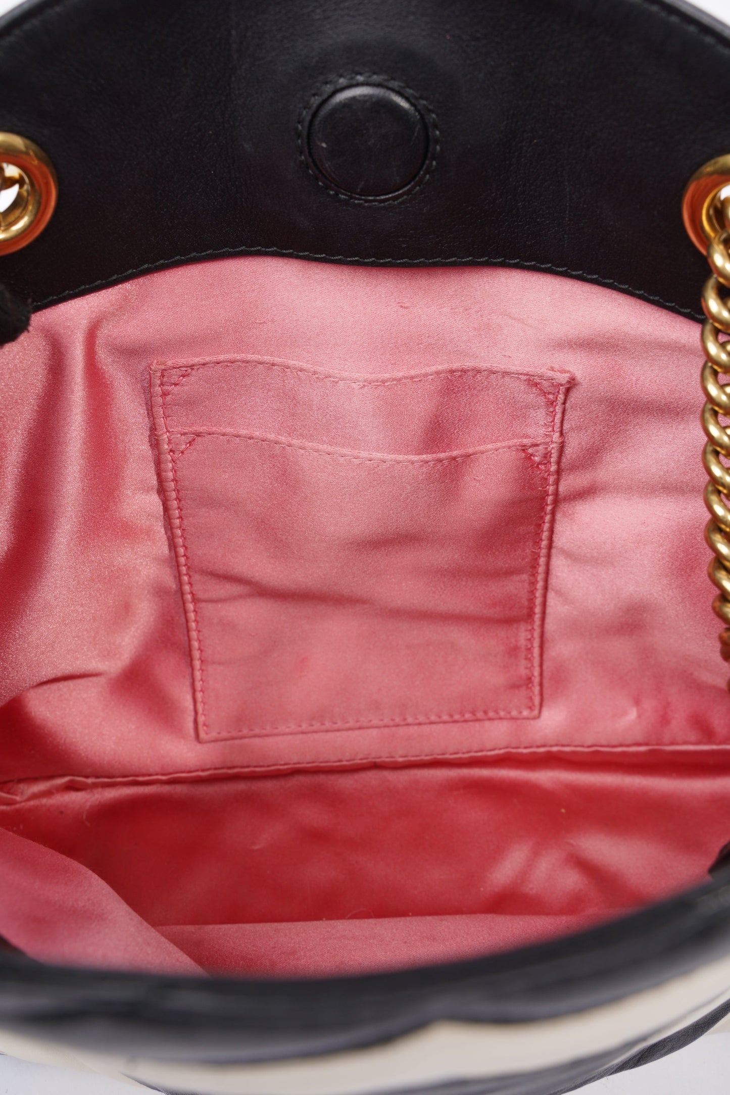 Gucci GG Marmont Zig Zag Black / White Matelasse Leather Medium
