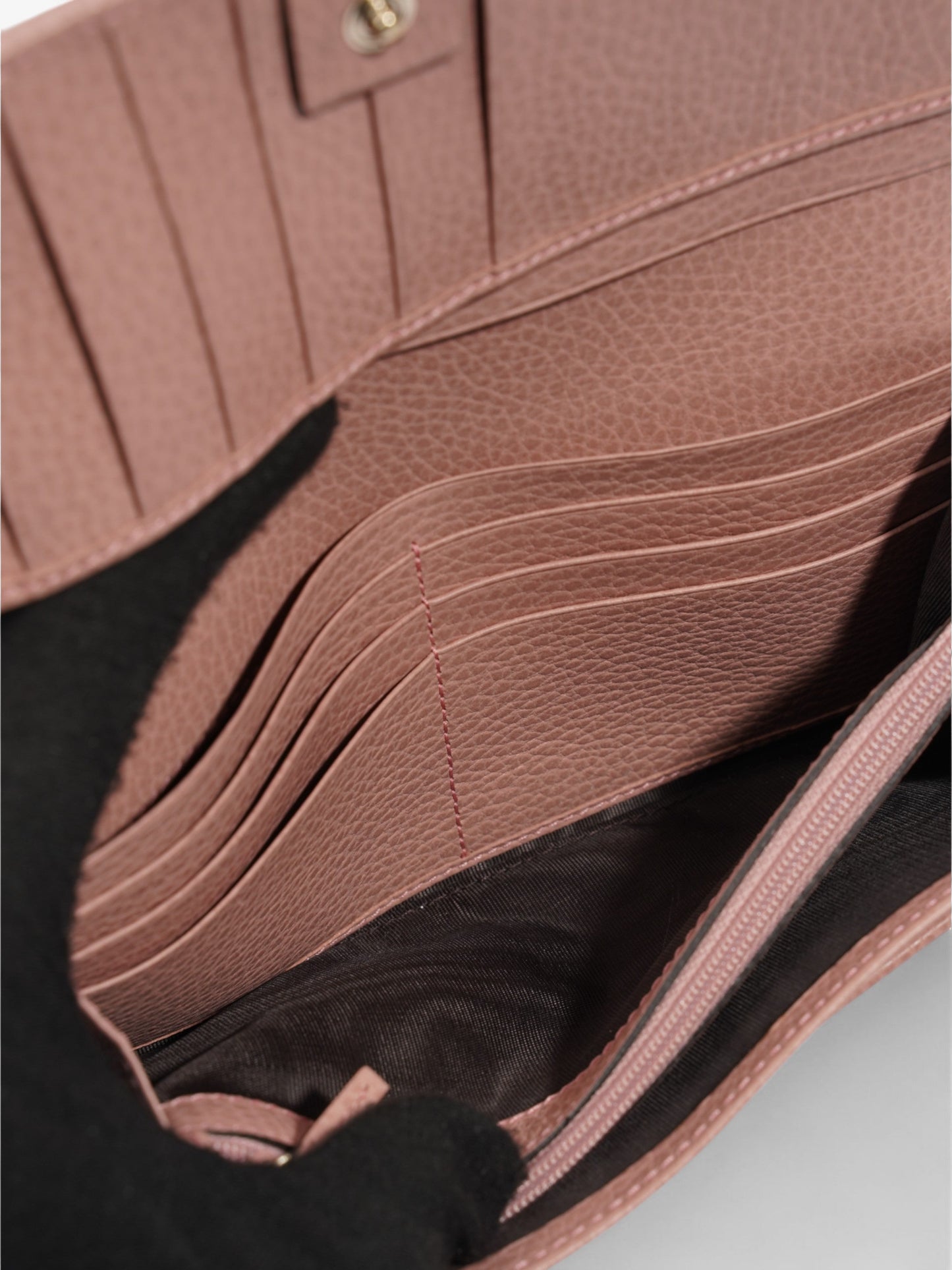 Gucci Two-Folded Wallet GG Supreme / Baby Pink Canvas