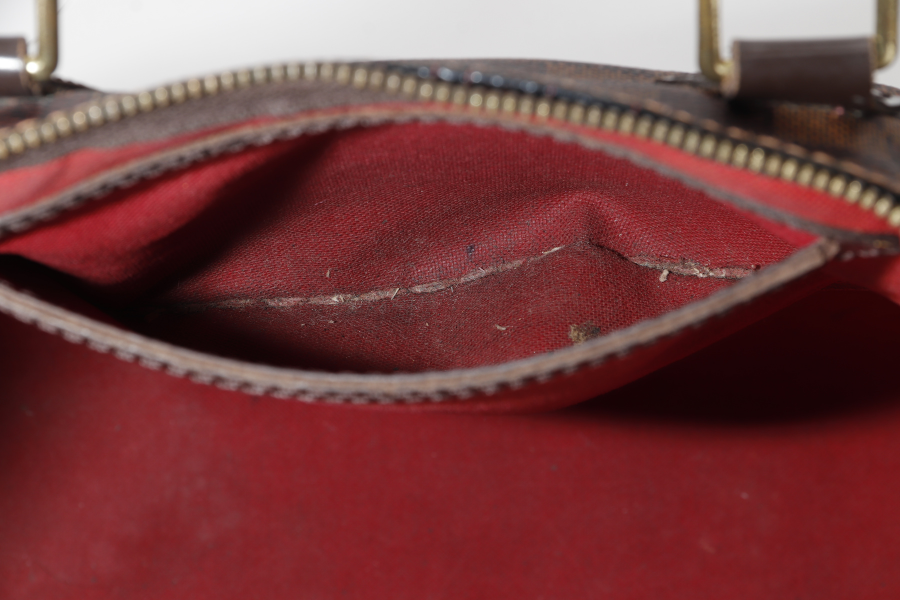 LOUIS VUITTON BANDOULIER 30 (N41367) DAMIER EBENE CANVAS GOLD HARDWARE WITH STRAP NO DUST COVER
