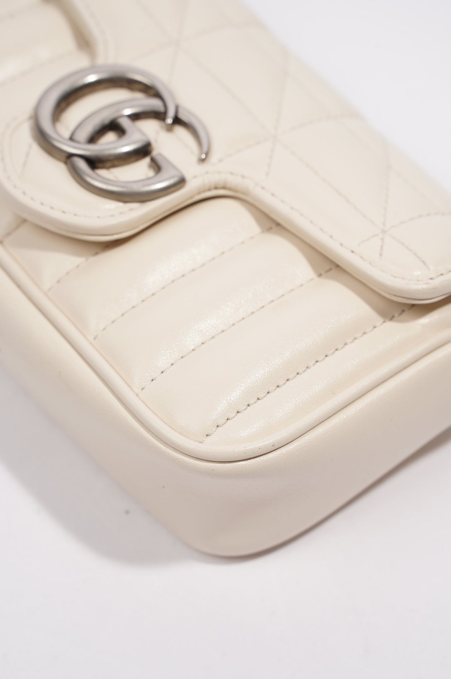 Gucci GG Marmont Super Mini Juniagrey Bag White Leather Mini