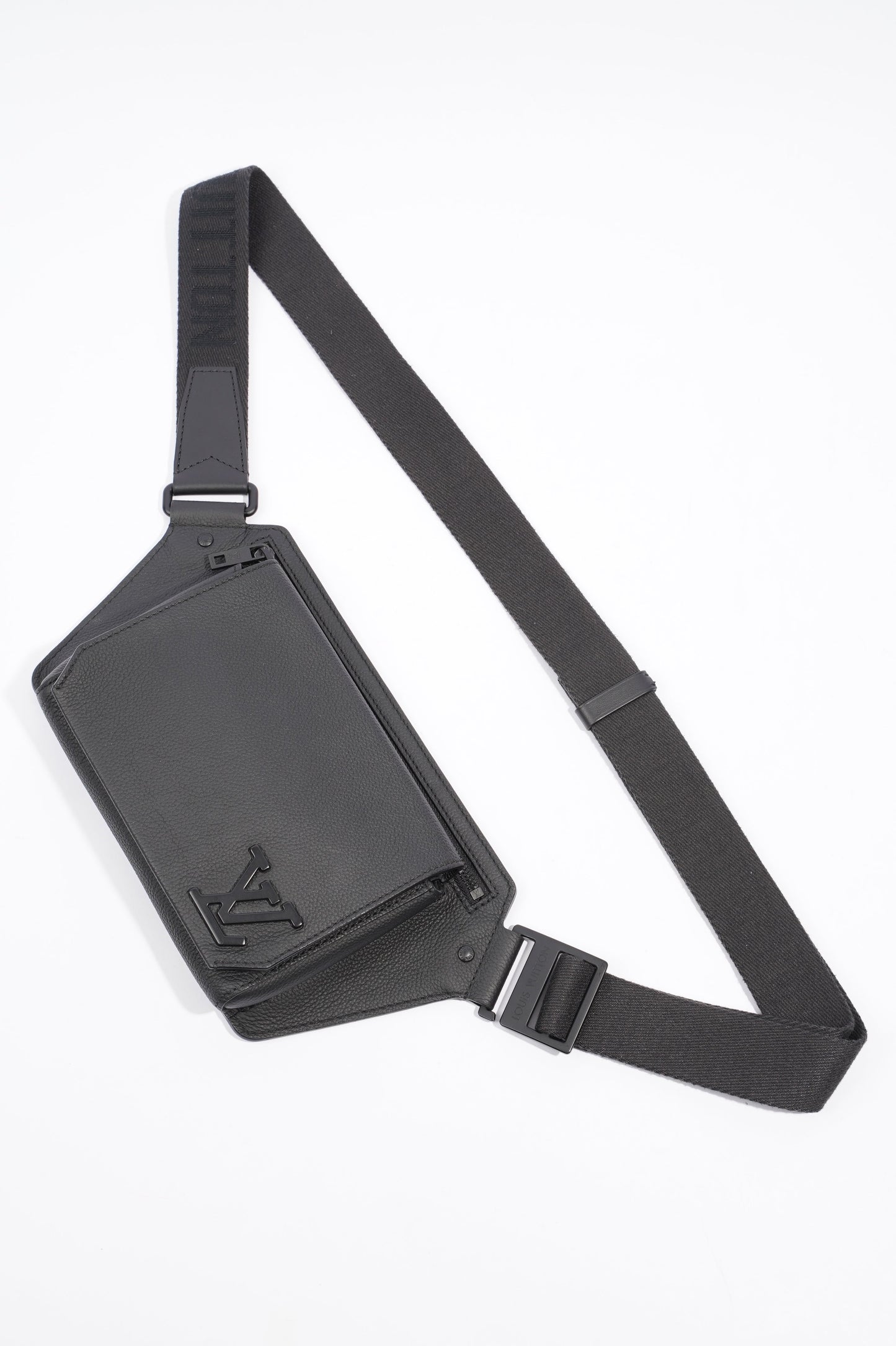 Louis Vuitton Aerogram Takeoff Sling Bum Bag Black Leather